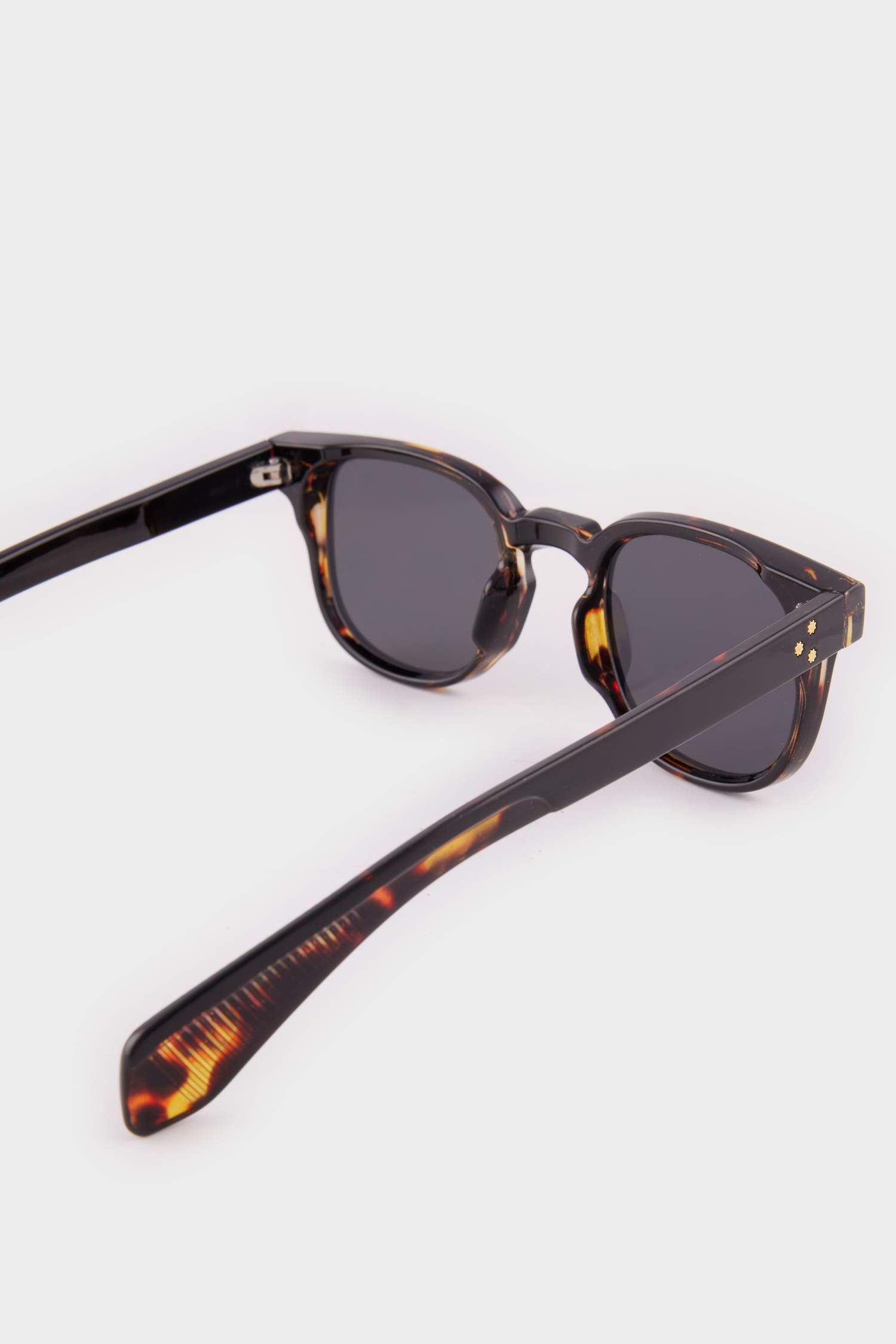 Kadın Daire Güneş Gözlüğü