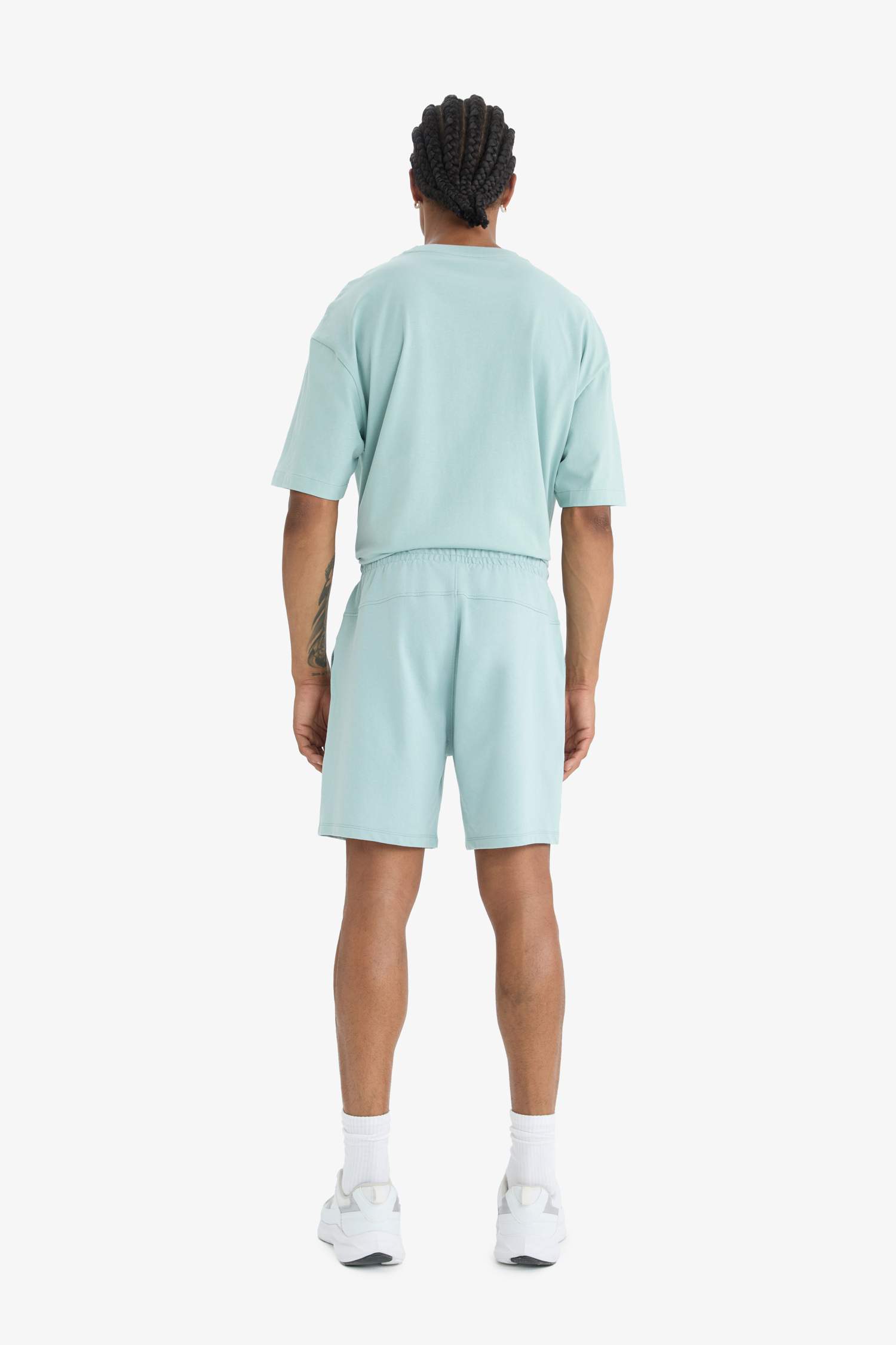 DeFactoFit شورت رياضي قصة عادية من