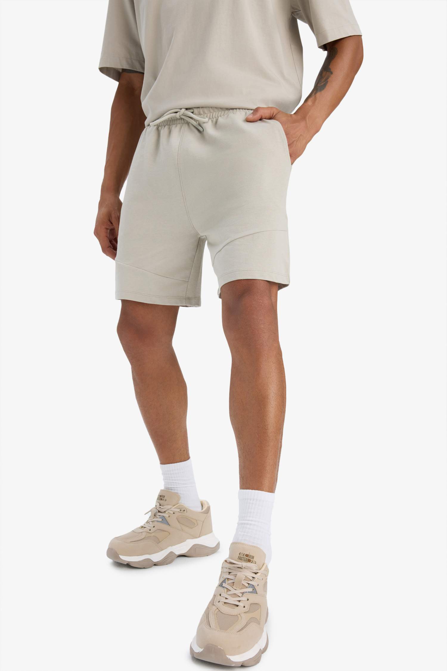 DeFactoFit Standard Fit Sports Waist Tied Shorts