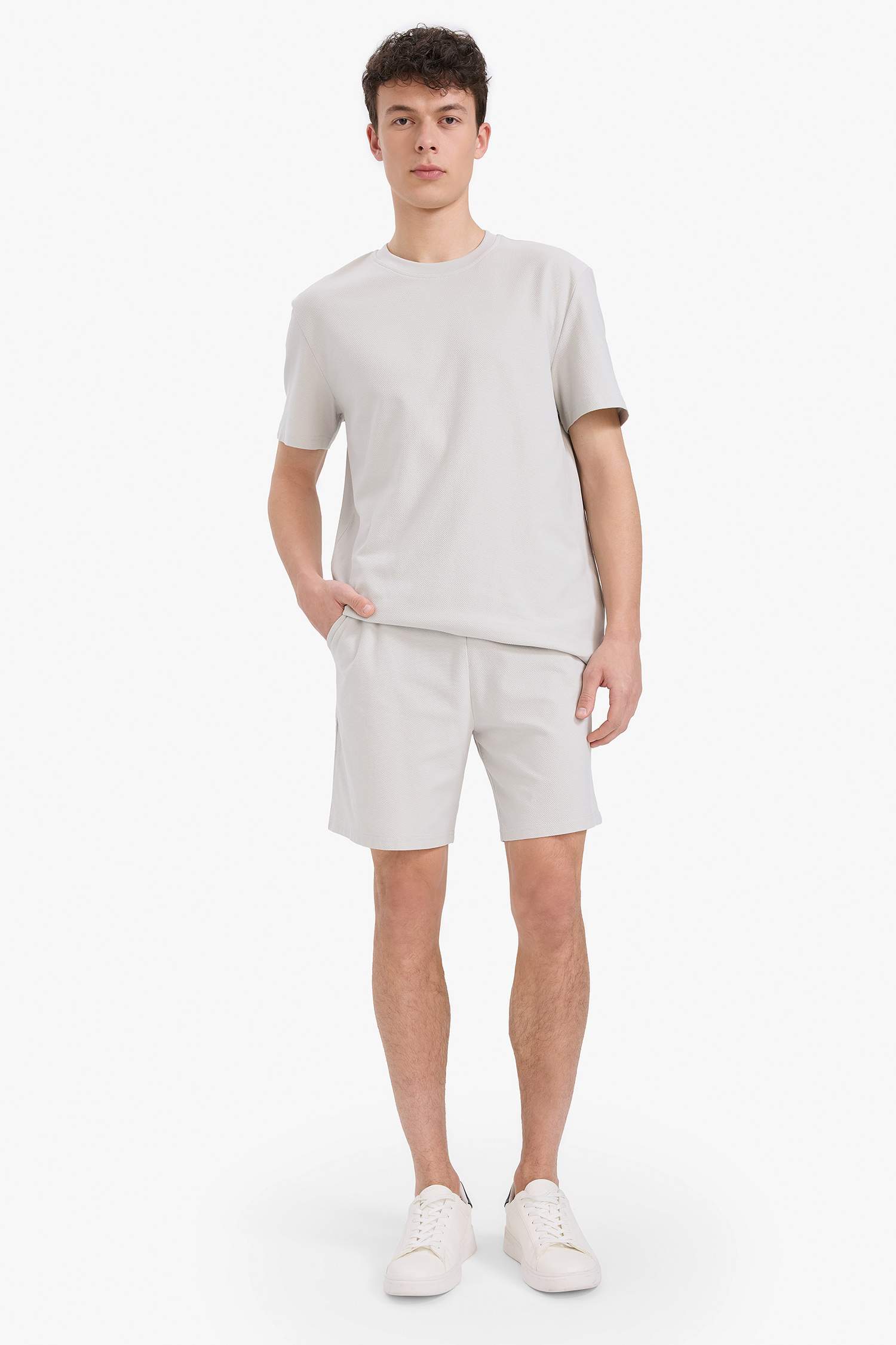 %100 Pamuk Relax Fit Twill Dokulu Cepli Şort