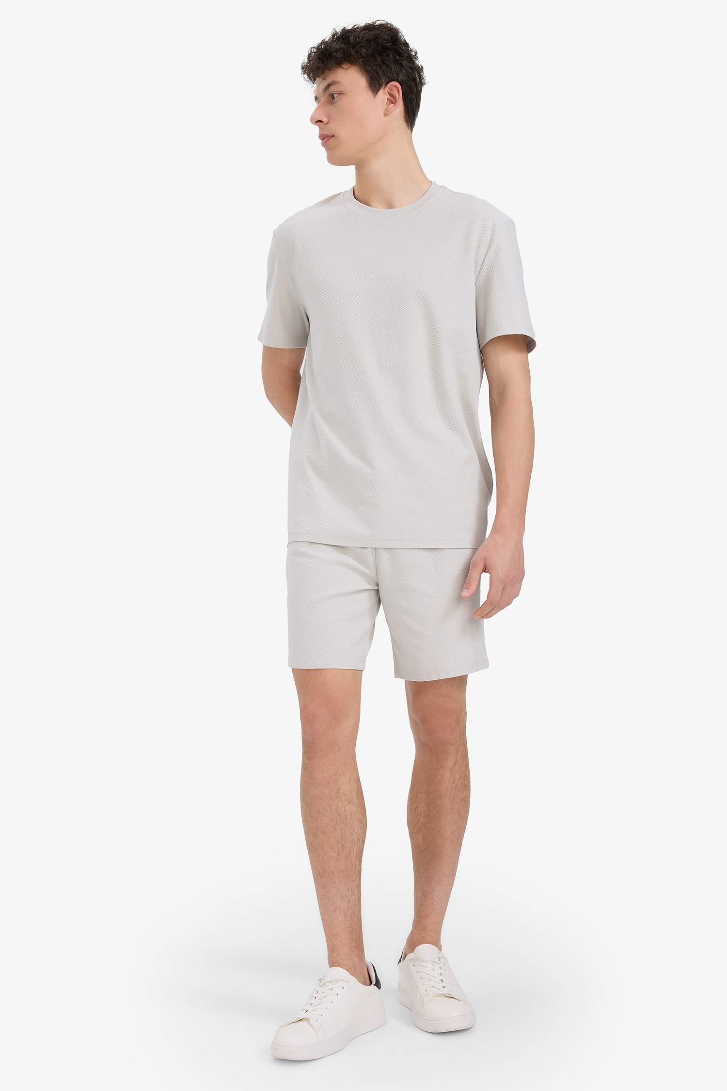 %100 Pamuk Relax Fit Twill Dokulu Cepli Şort