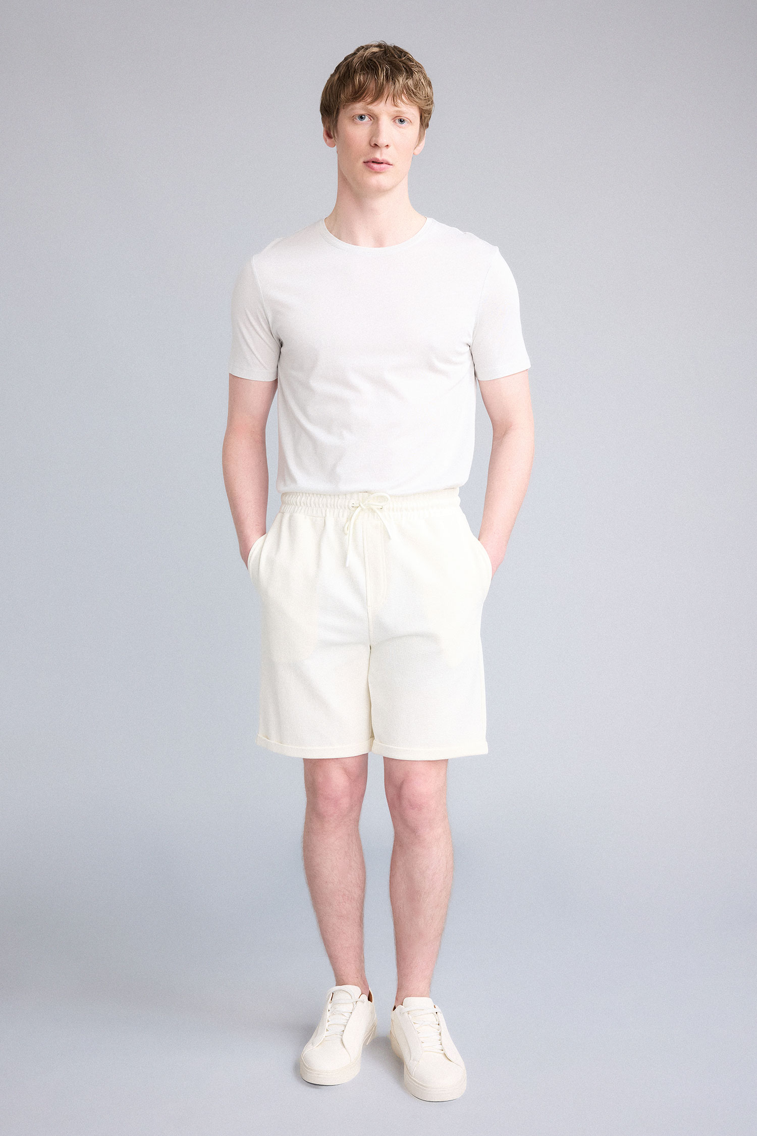 DeFacto Regular Fit Dokulu Basic Bermuda Şort