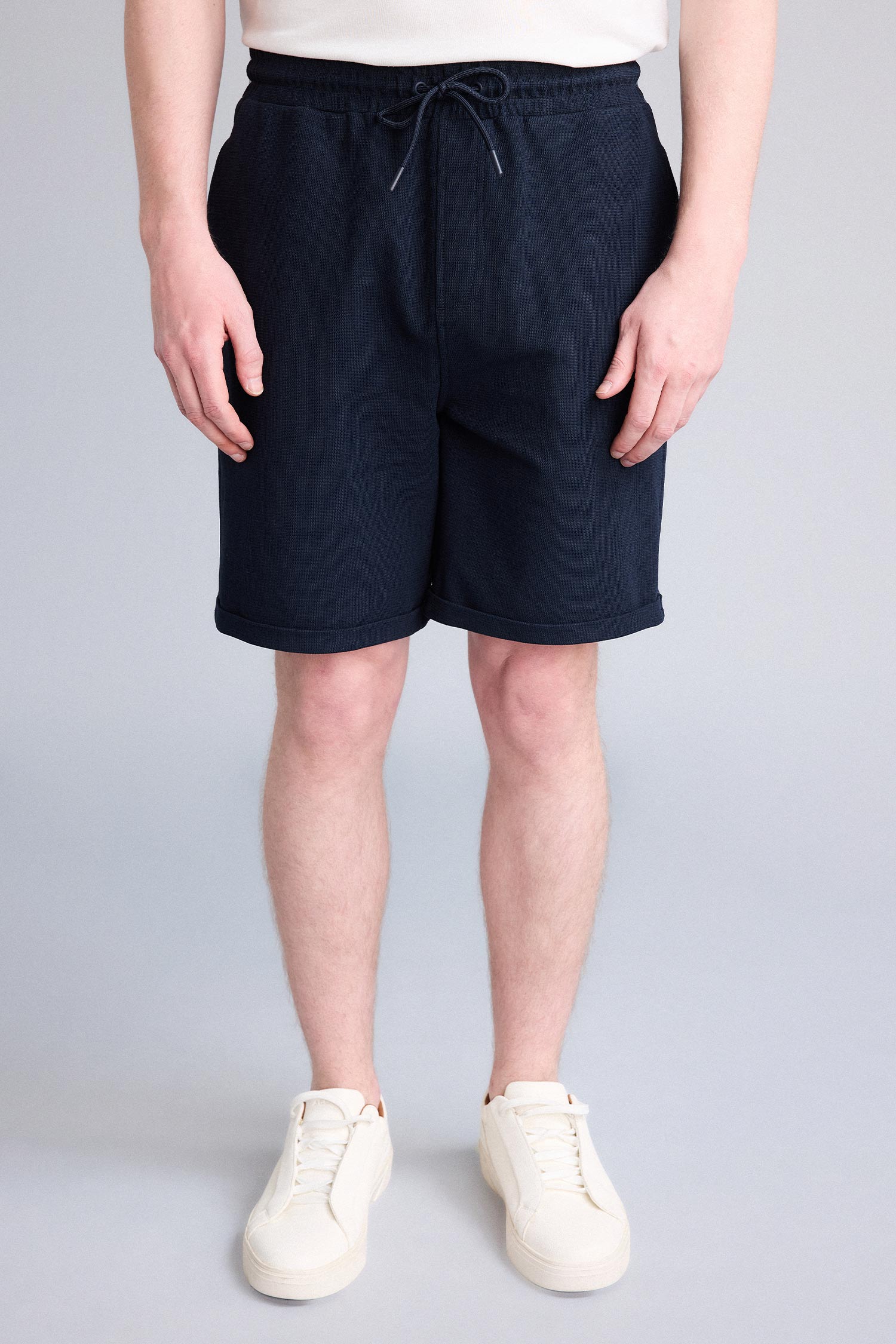 DeFacto Regular Fit Dokulu Basic Bermuda Şort görsel 3