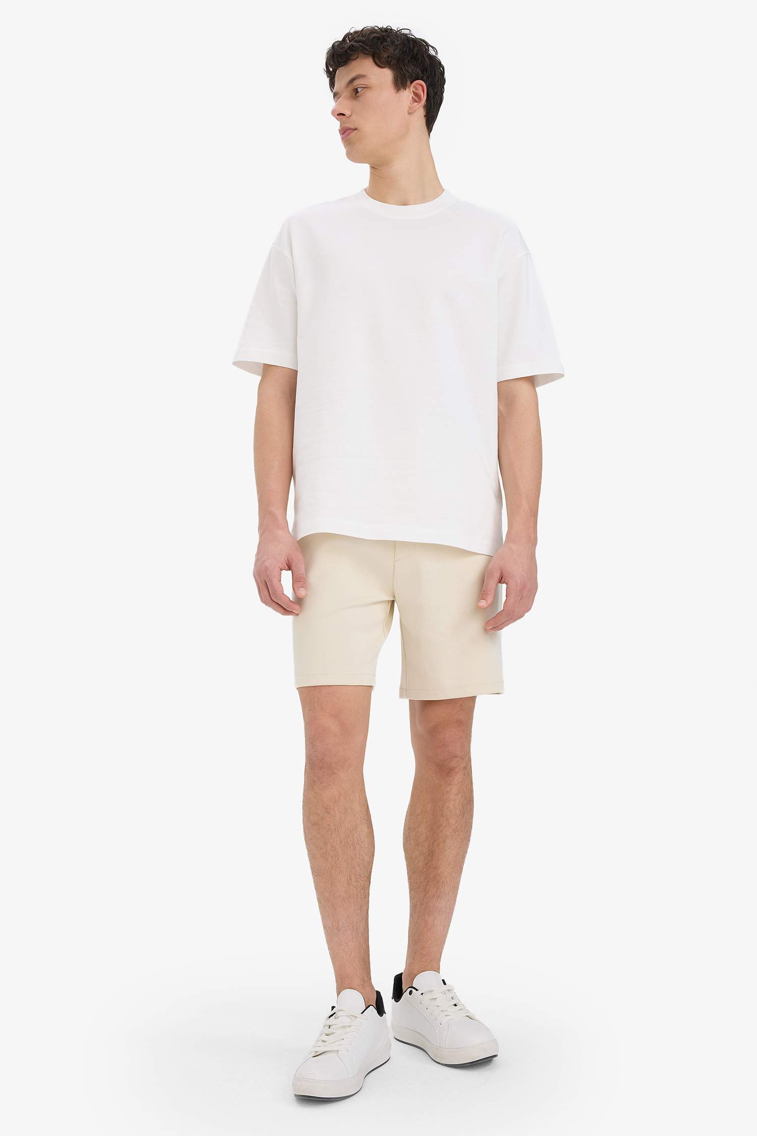 شورت كابري قصة عادية