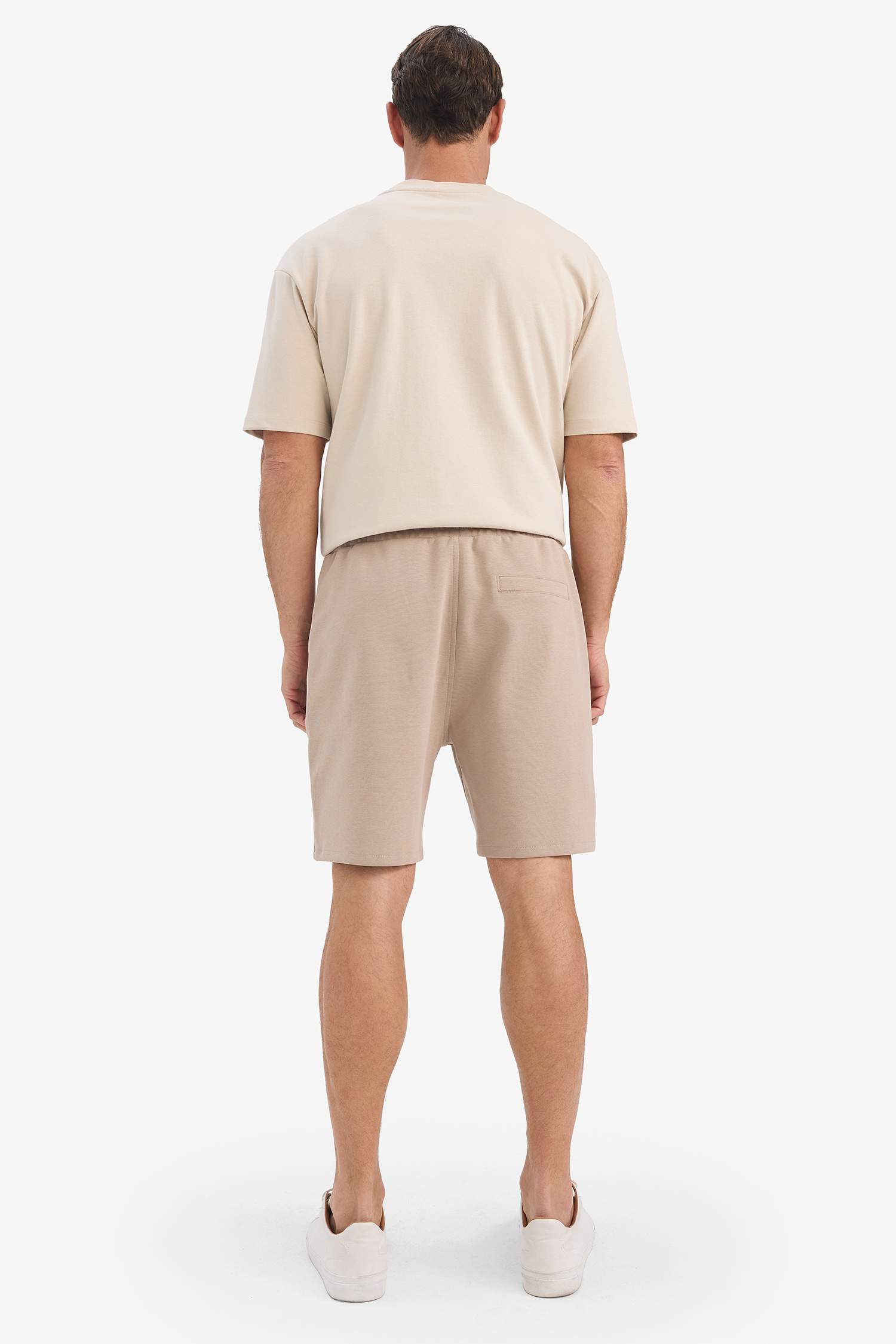 Waist Tie Pocketed Basic Shorts