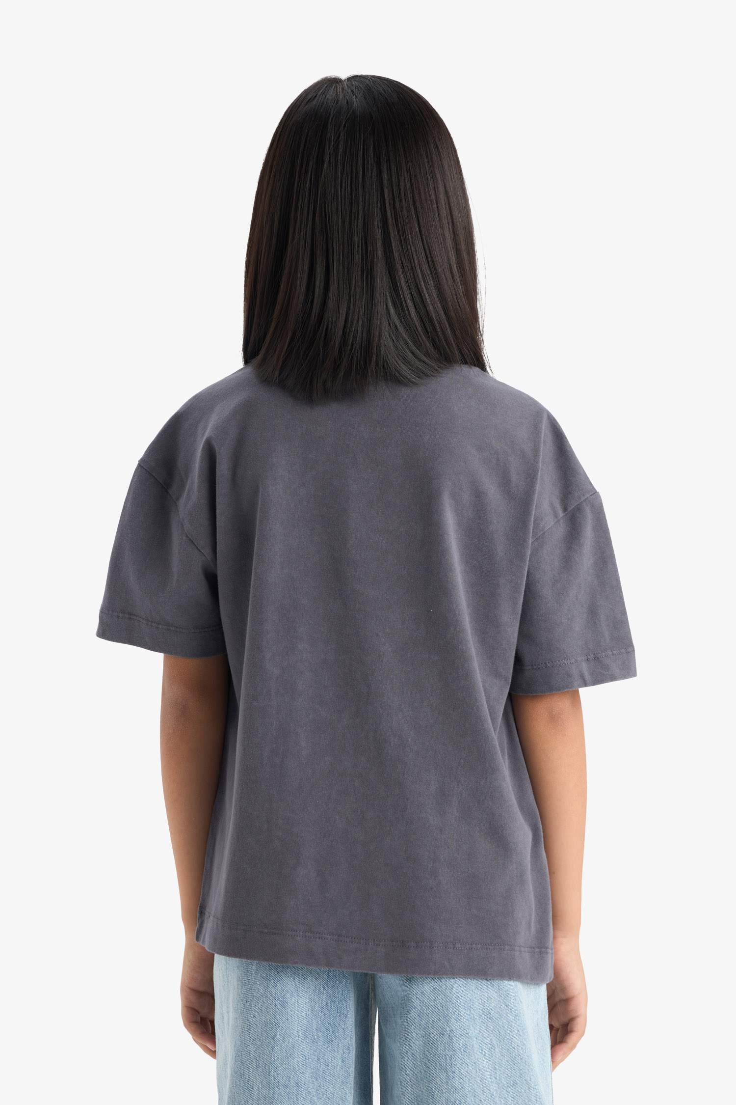 تيشيرت بناتي نص ردن اوفر سايز بياخة مستديرة من ديزني ميكي وميني