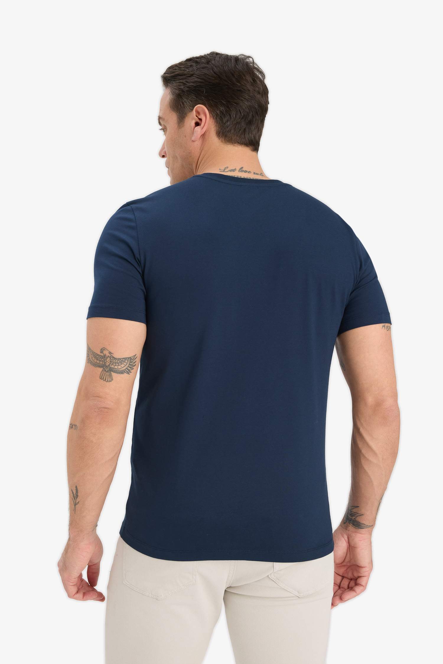 Slim Fit Dar Kesim Bisiklet Yaka Esnek Kumaş Kısa Kollu Tişört