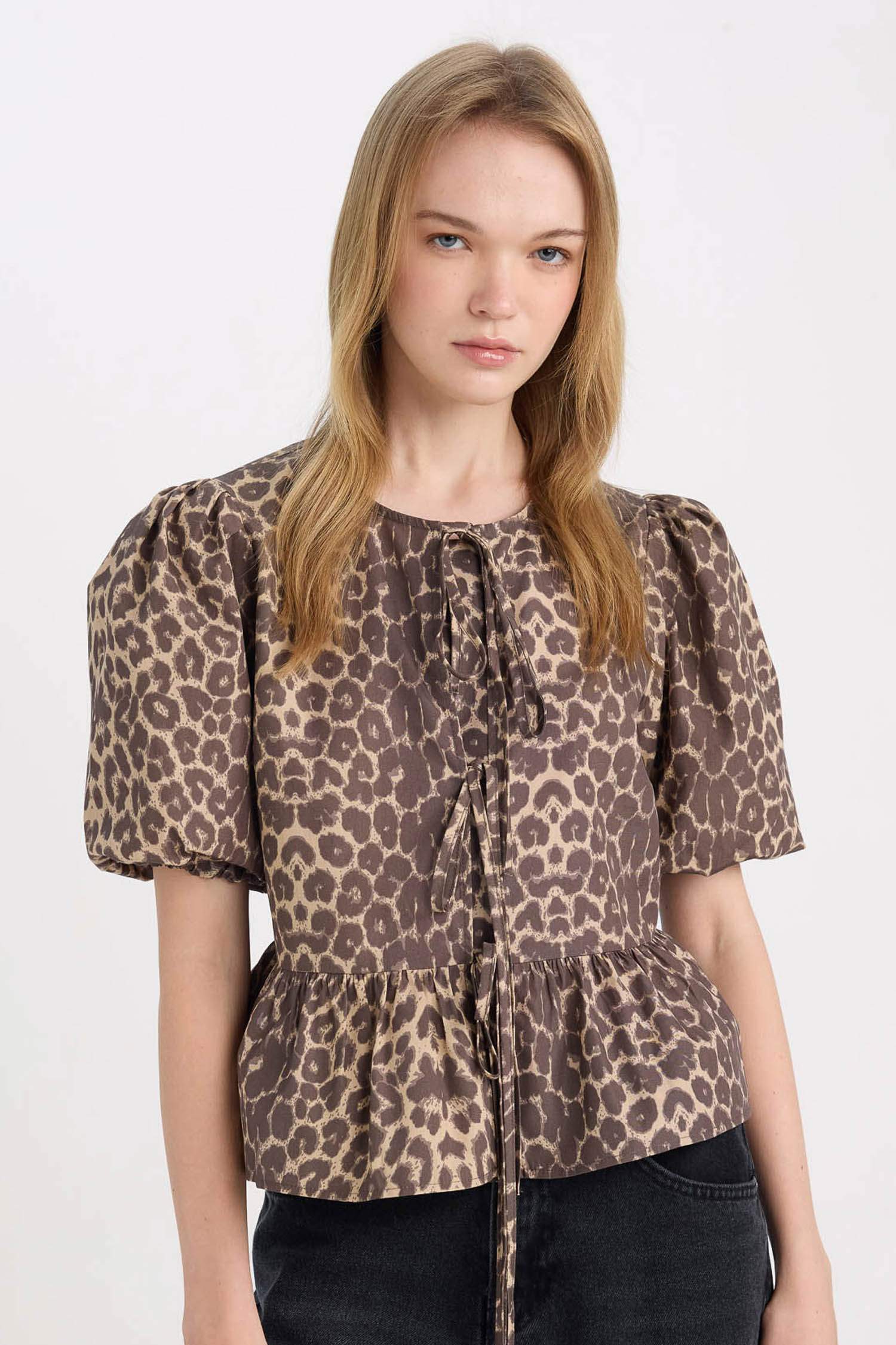 Regular Fit Round Neck Front Tie Poplin Leopard Blouse