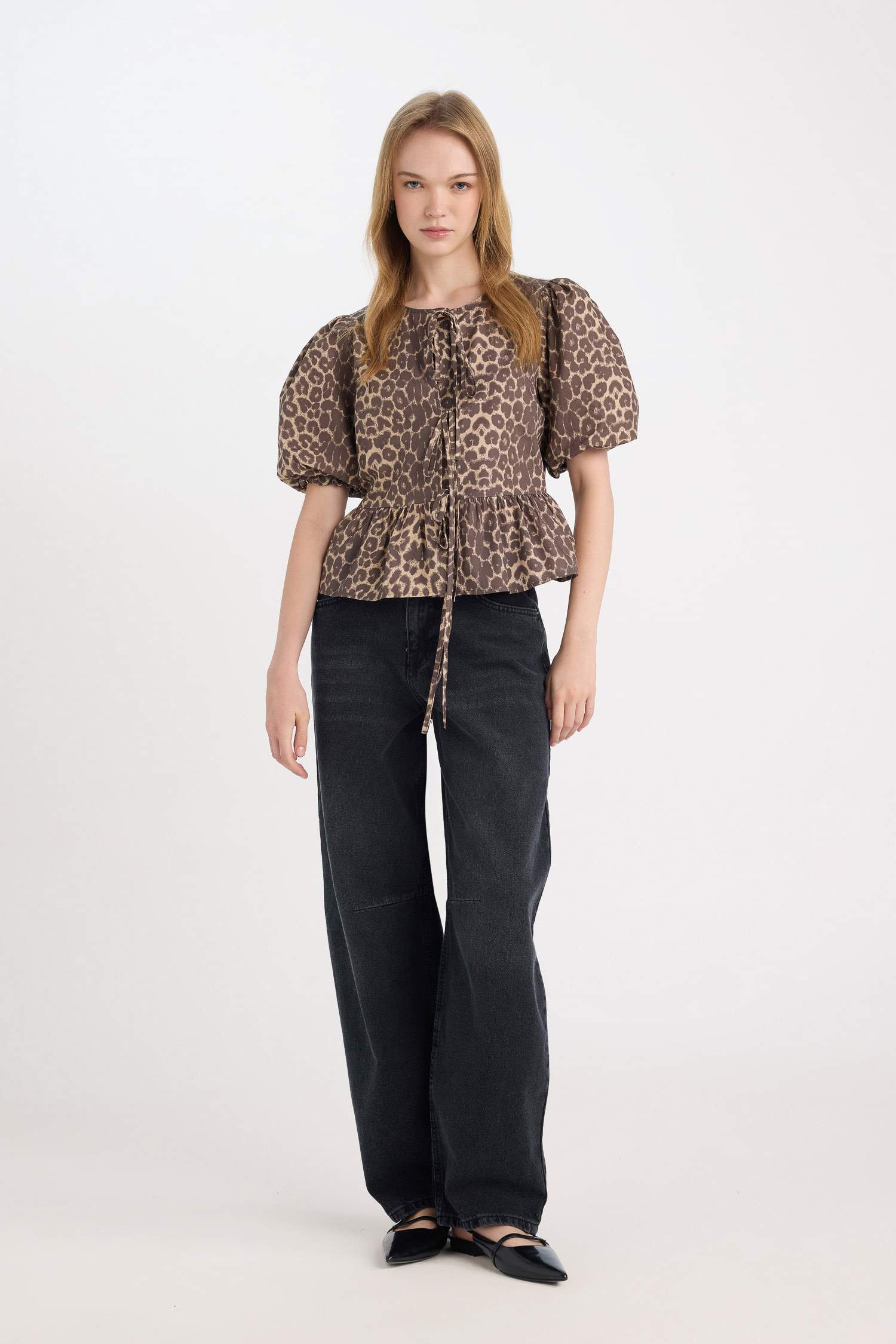 Regular Fit Round Neck Front Tie Poplin Leopard Blouse