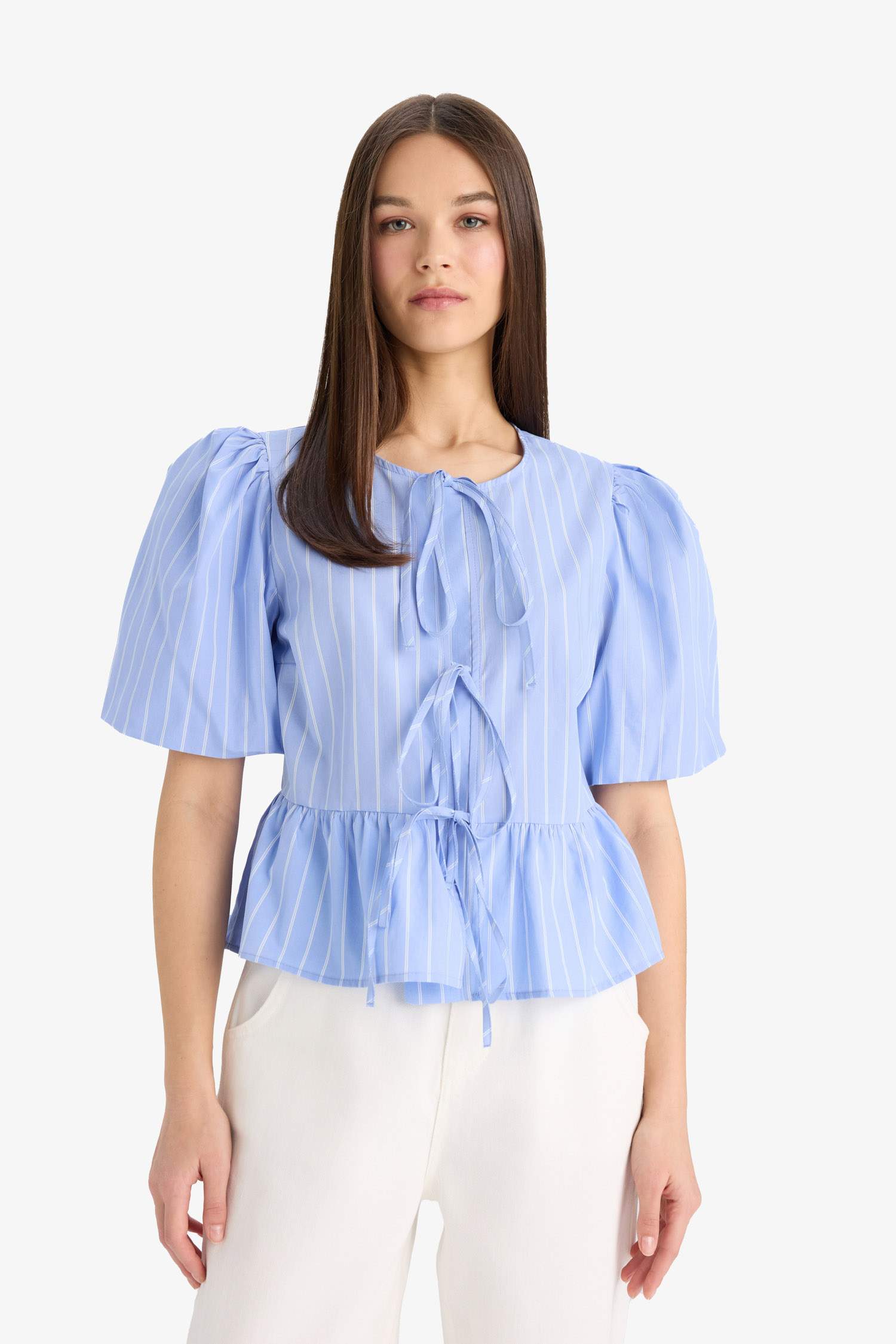 Regular Fit Bisiklet Yaka Çizgili Önden Bağlamalı Poplin Kısa Kollu Bluz