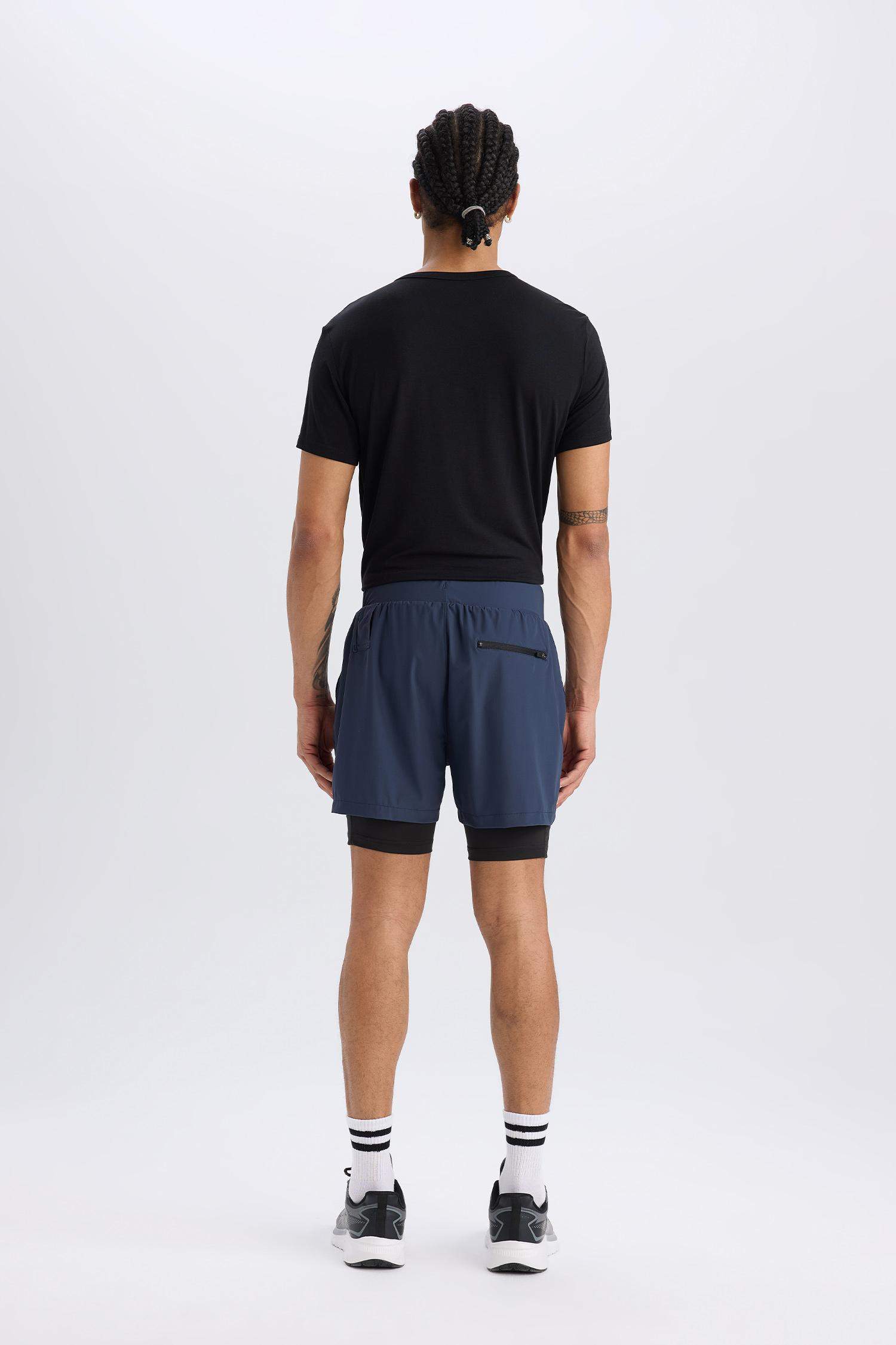 Slim Fit Dar Kesim Sporcu Taytlı Şort