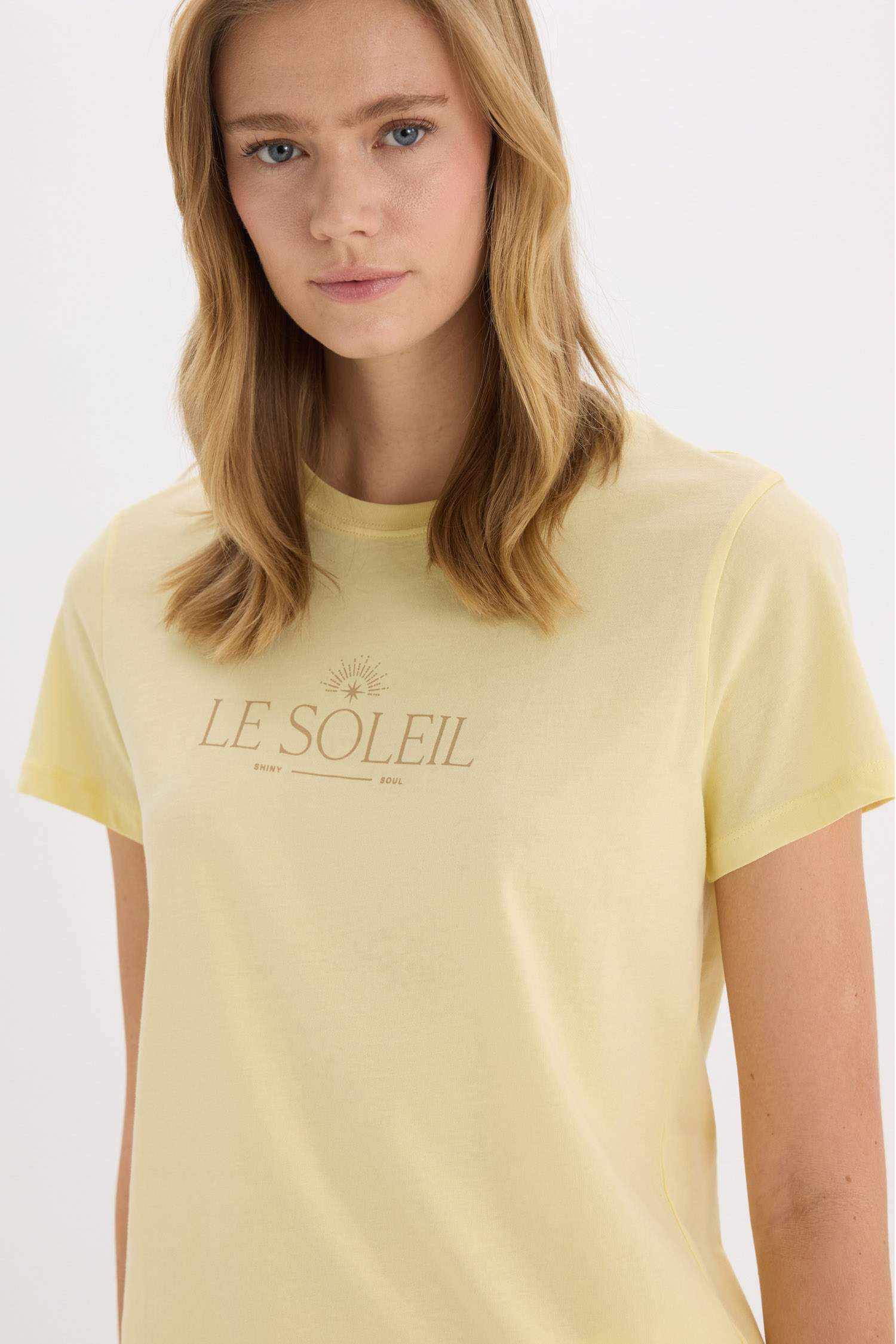 Regular Fit Crew Neck Short Sleeve T-Shirt