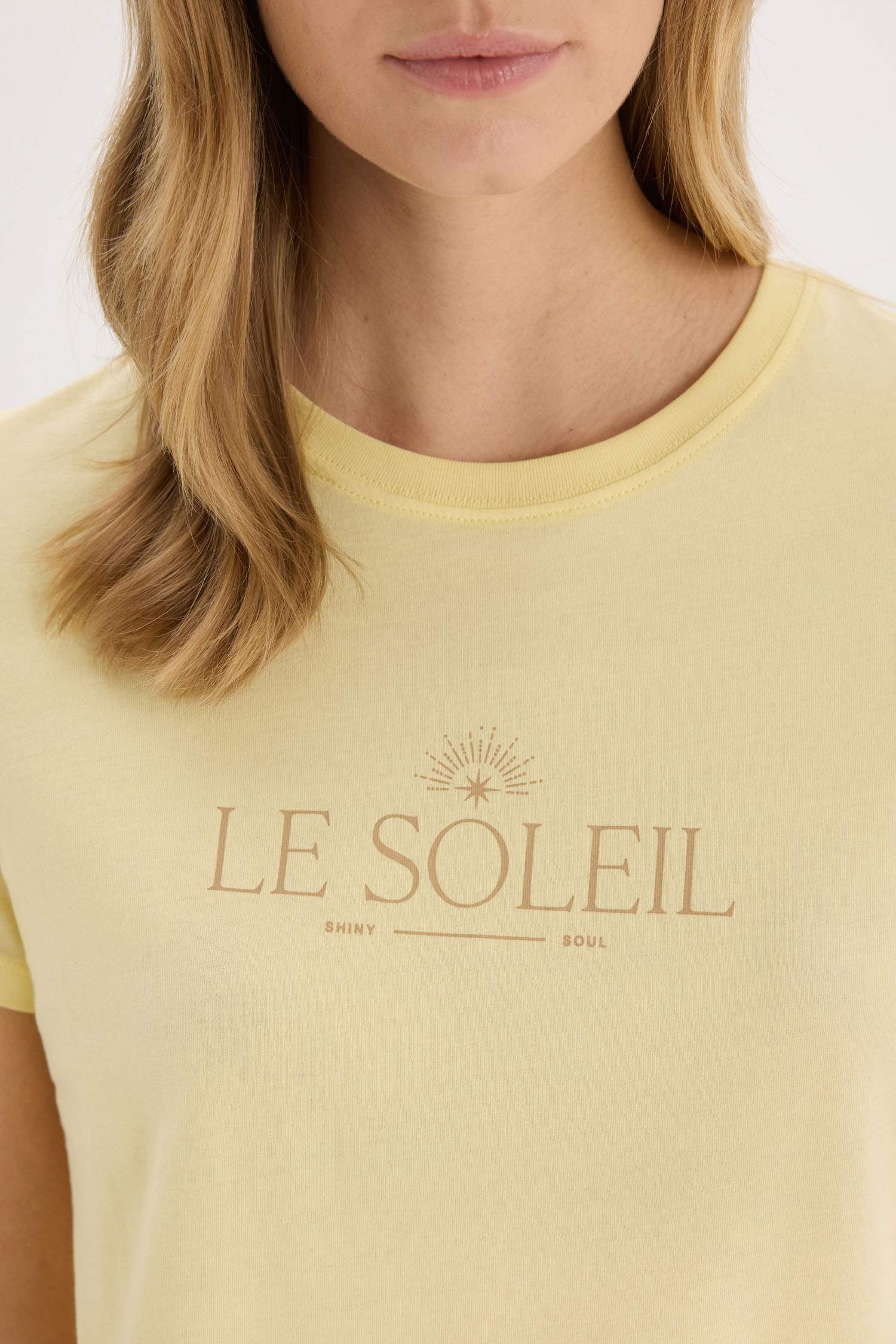 Regular Fit Crew Neck Short Sleeve T-Shirt