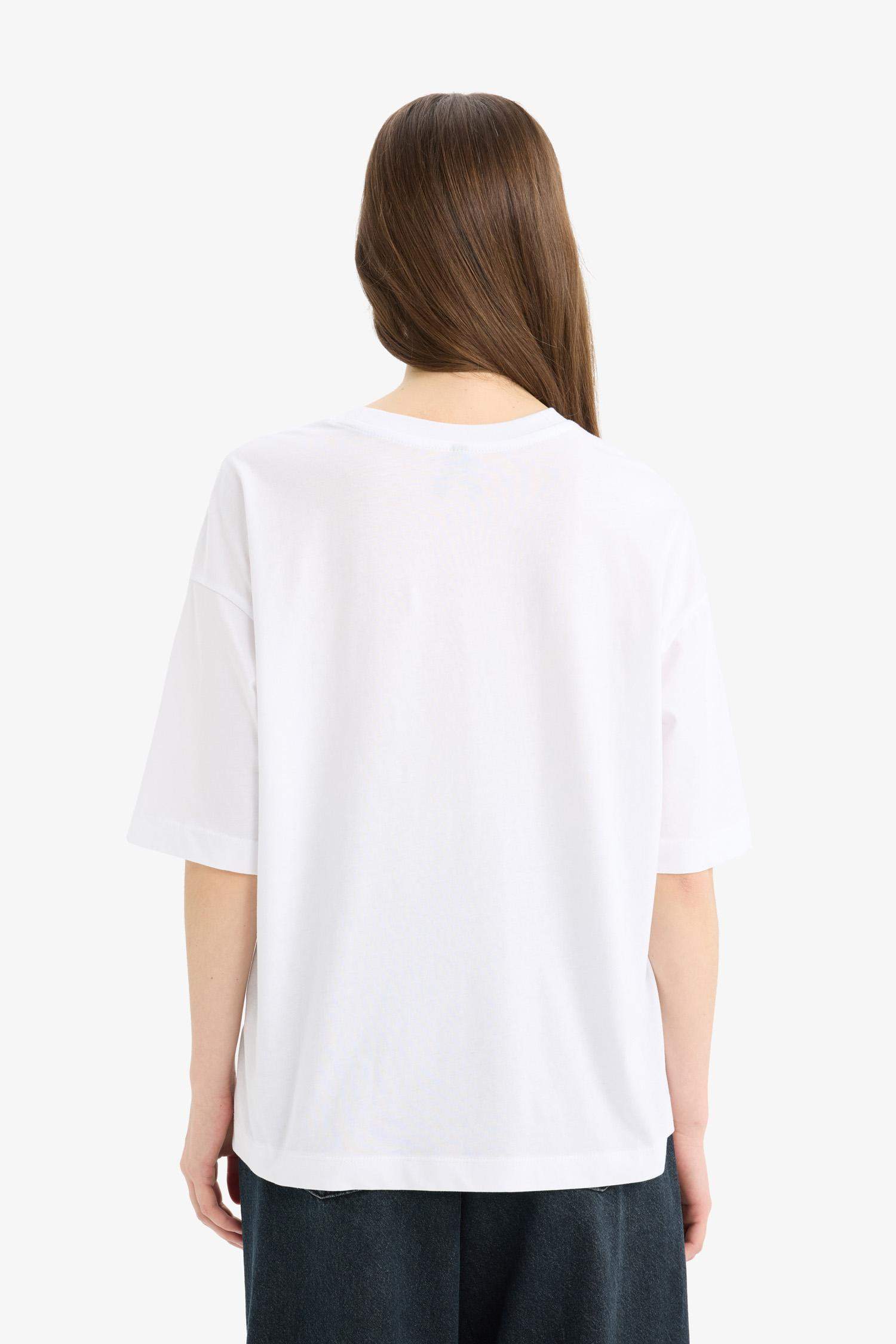 Oversize Fit Crew Neck Short Sleeve T-Shirt