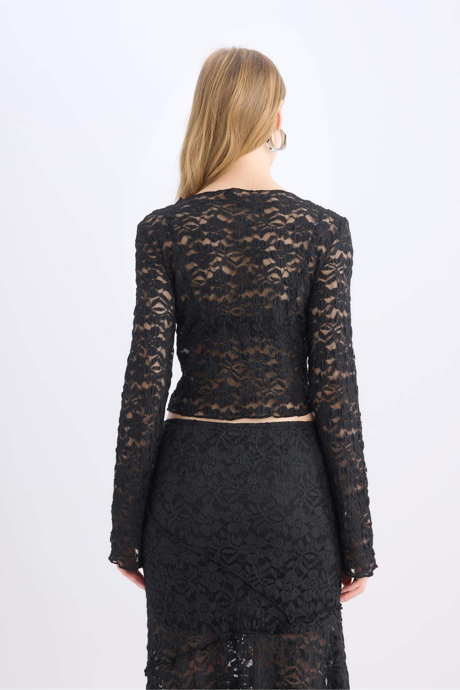 Fitted Dantel Uzun Kollu Tişört