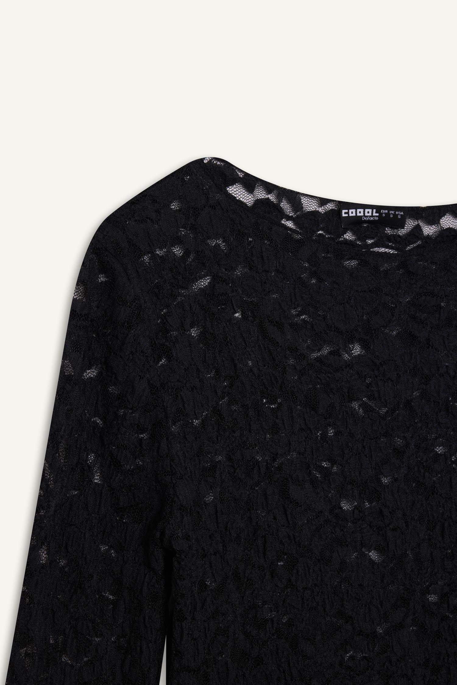 Fitted Dantel Uzun Kollu Tişört