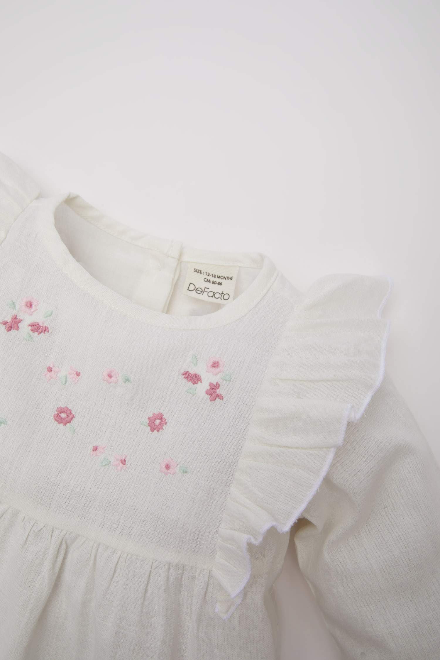 Kız Bebek Bisiklet Yaka Çiçek Nakışlı Flamlı Poplin Uzun Kollu Gömlek