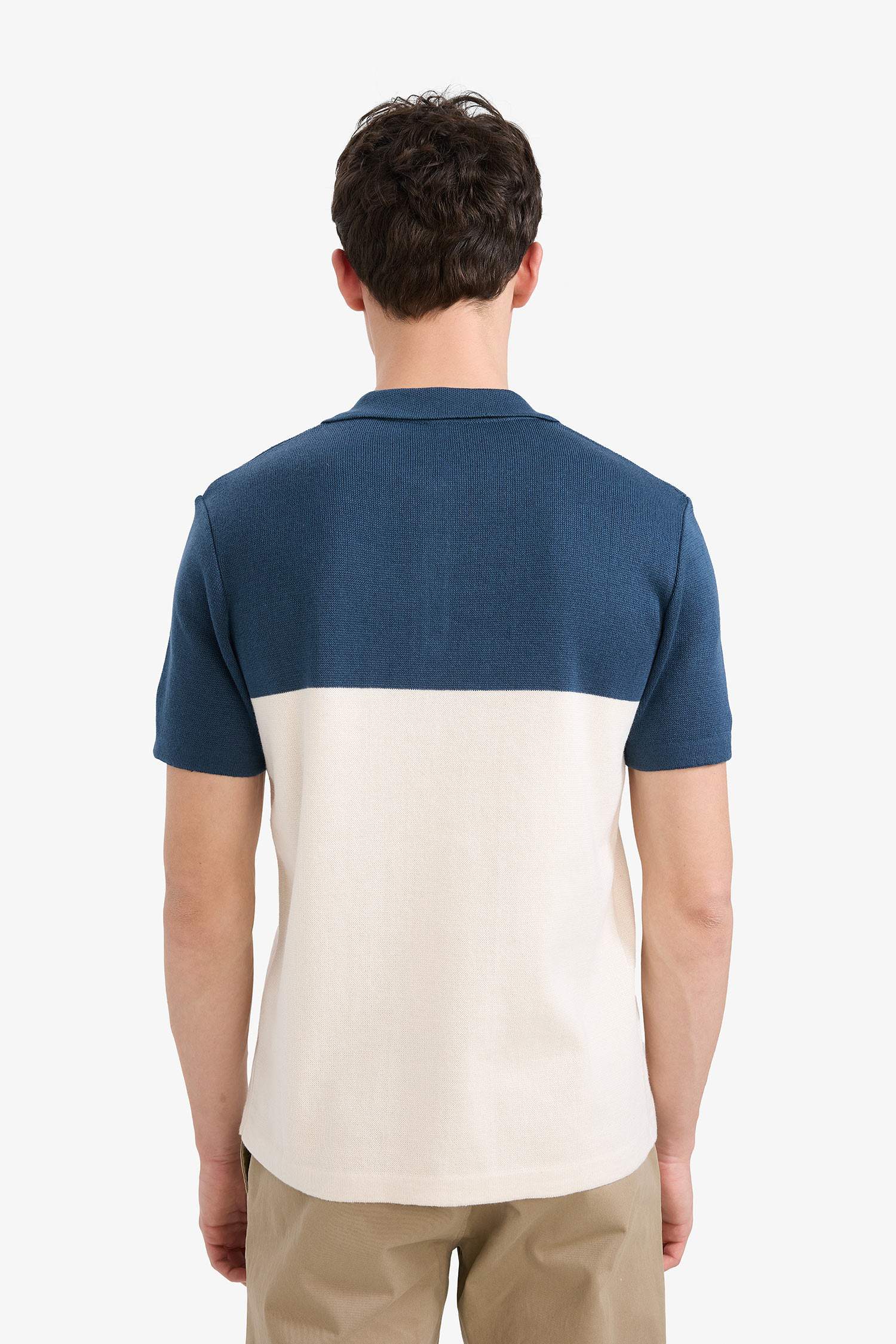 تيشيرت بولو تريكو قصة عادية بياقة بولو