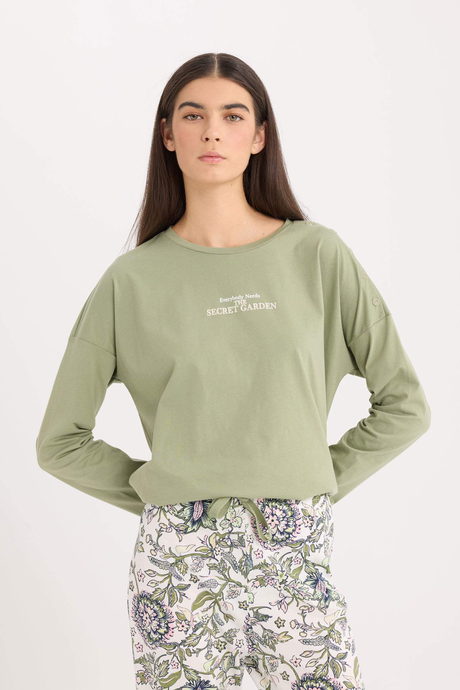 Pijama Takımı Regular Fit Uzun Kollu Baskılı Üst Desenli Uzun Alt-Fall in Love 