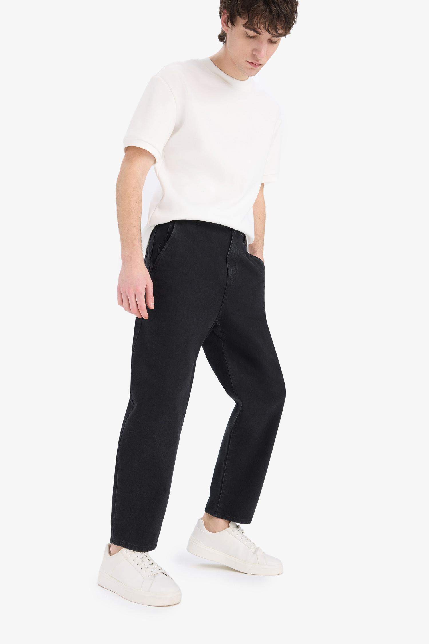 Relaxed Slouchy Fit Straight Leg Jeans