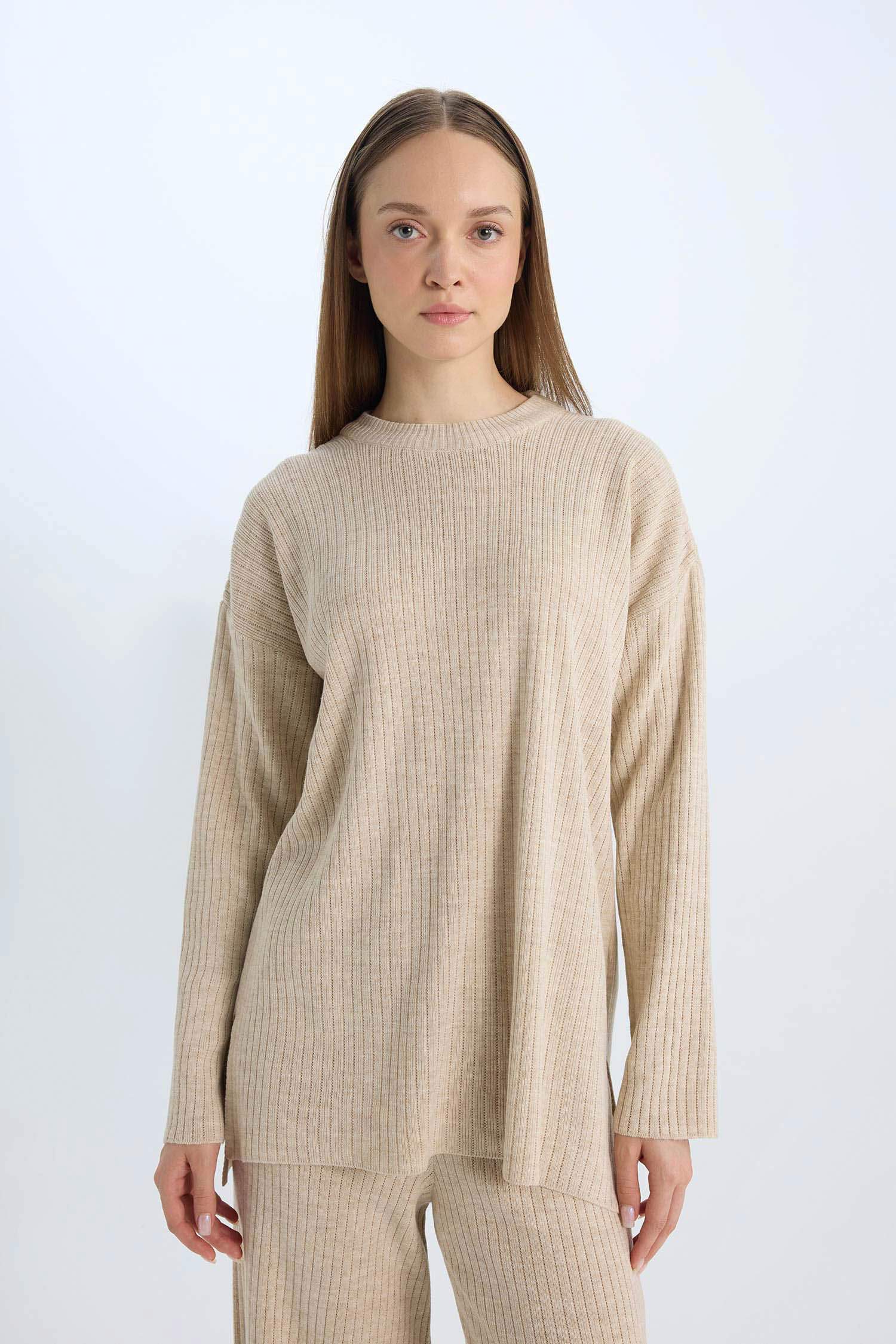 Relax Fit Crew Neck Basic Knit Tunic Pullover
