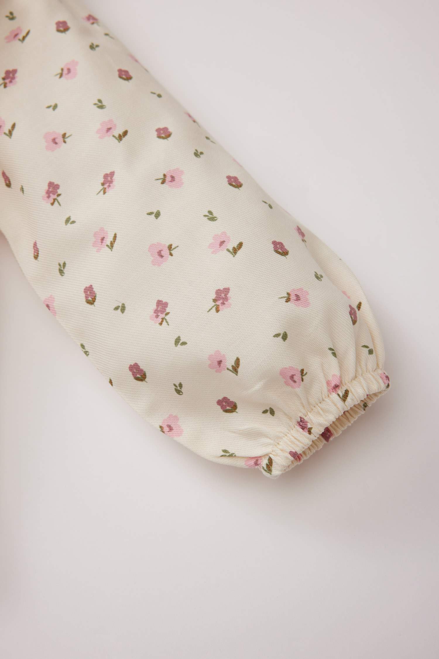 Kız Bebek 2'li Takım Çiçekli Fırfırlı Uzun Kollu Bluz İspanyol Paça Tayt