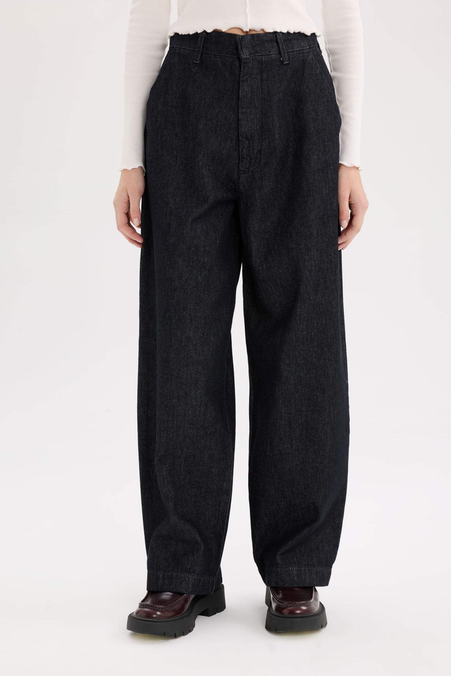 Baggy Fit High Waist Long Jeans