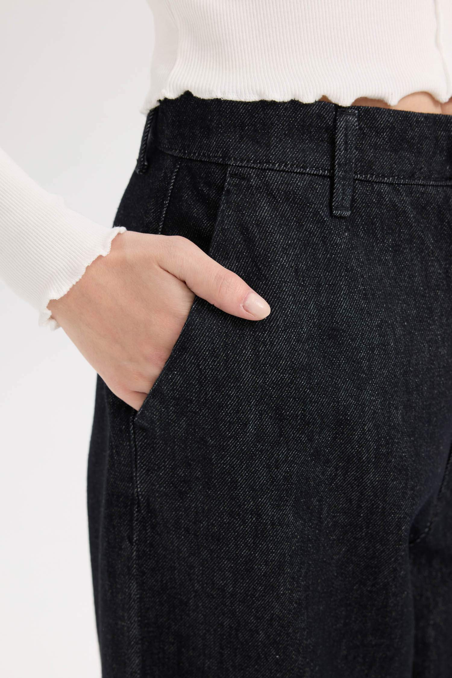 Baggy Fit High Waist Long Jeans