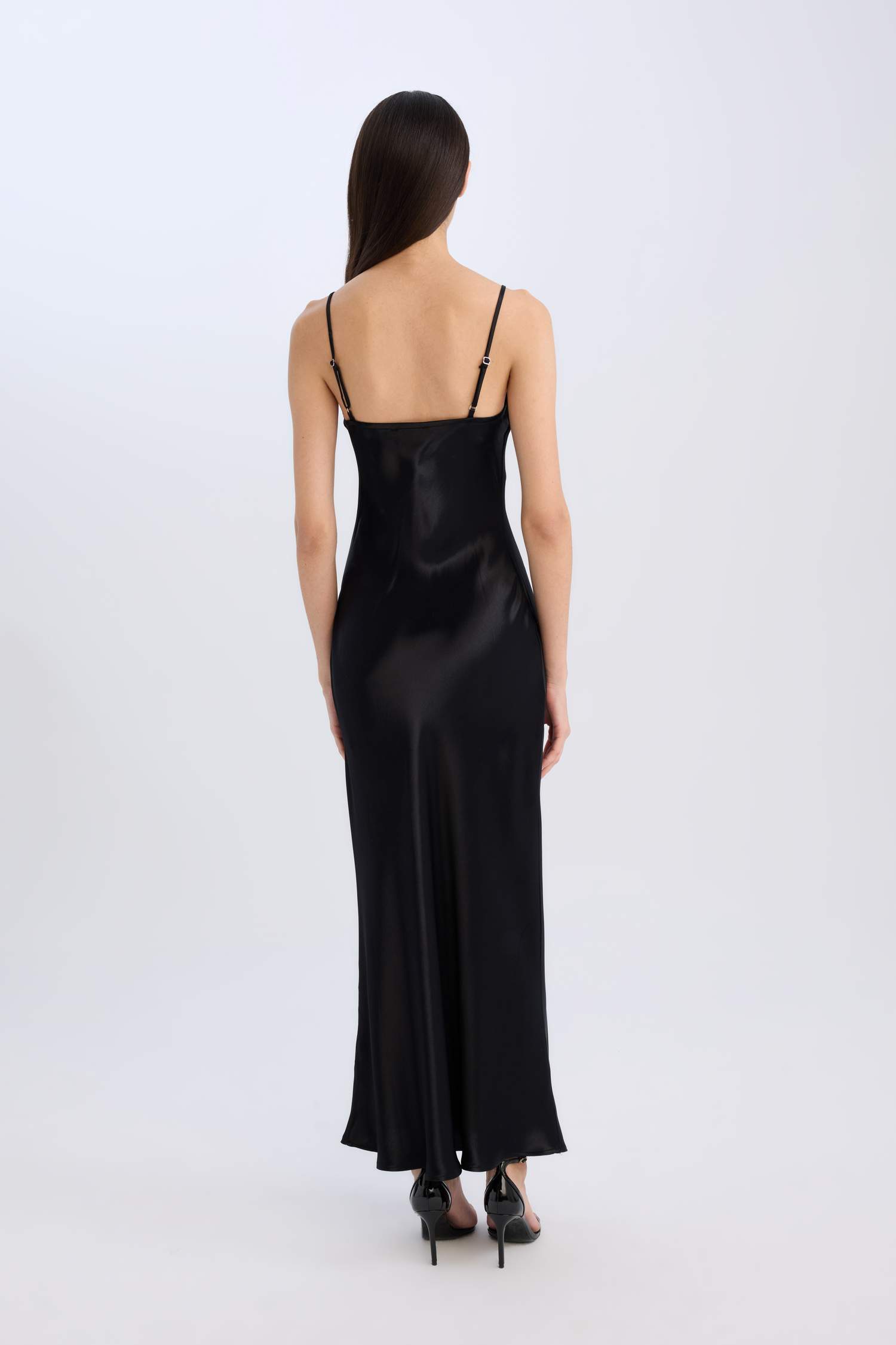 Slim Fit Viscose Strappy Maxi Black Dress