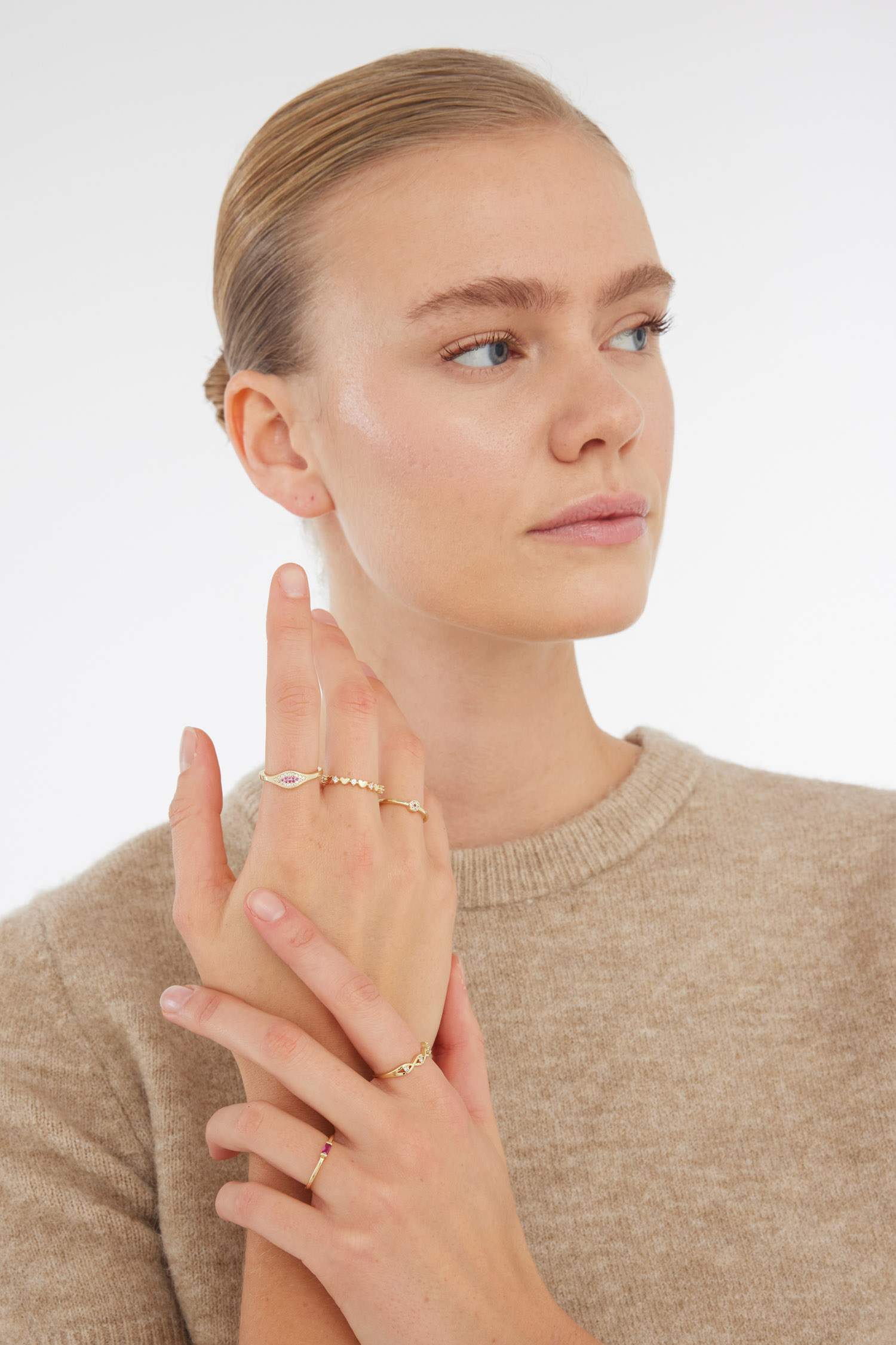 محبس نسائي ذهبي - 6 قطع