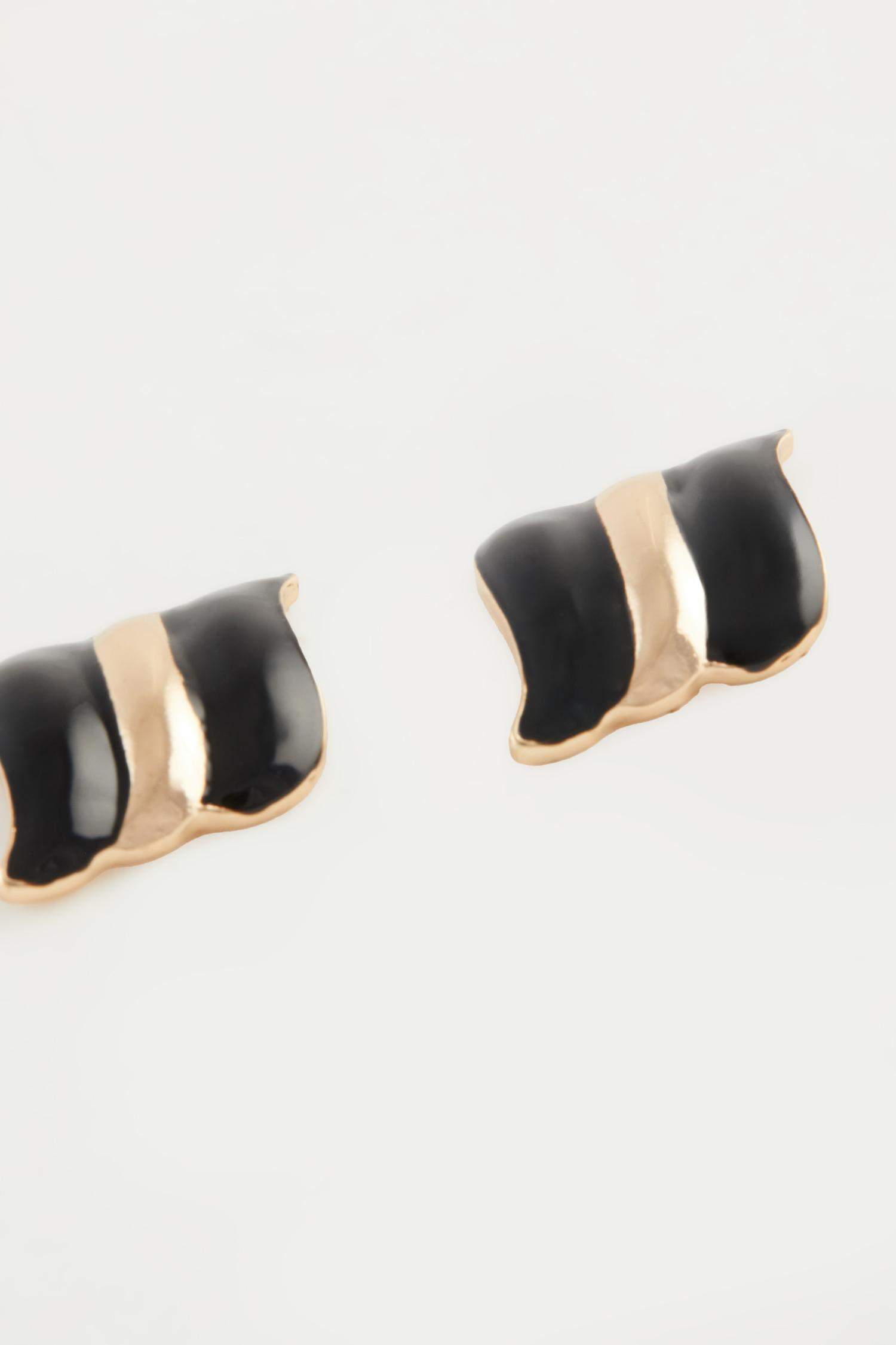 Әйелдерге сырға