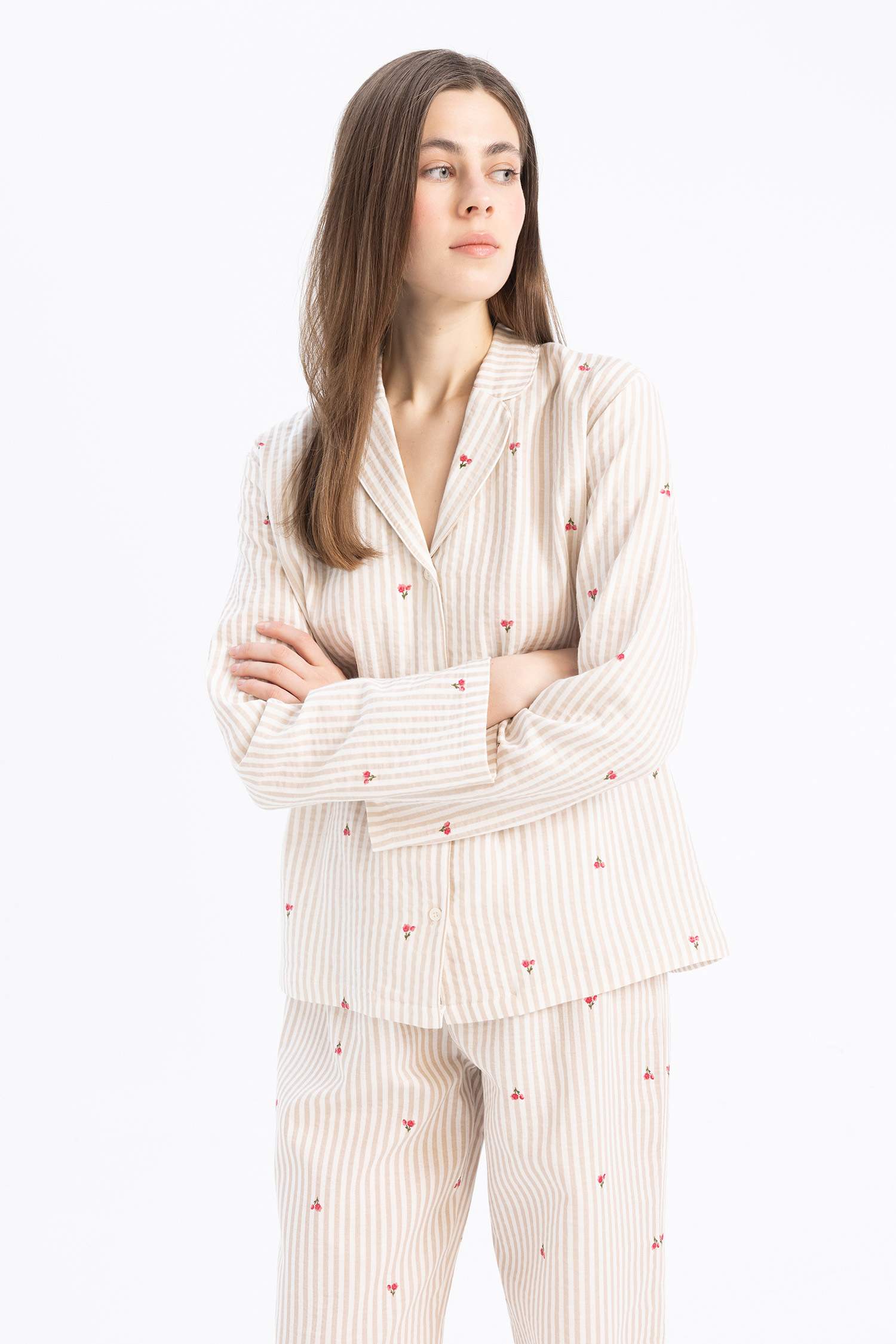 بلوزة بجامة موسلين قصة عادية من Fall in Love