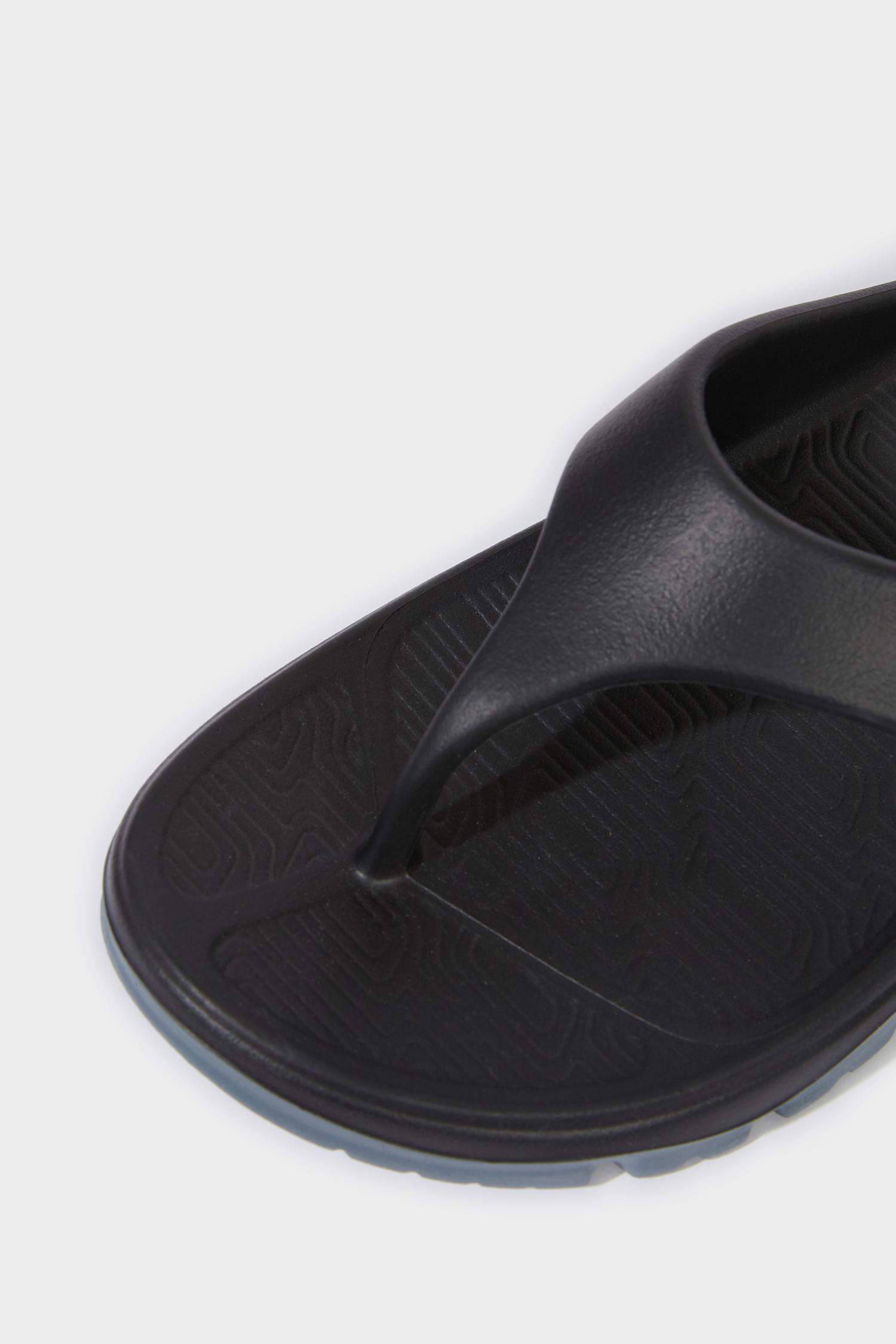 شبشب رجالي إيفا بكعب مسطح