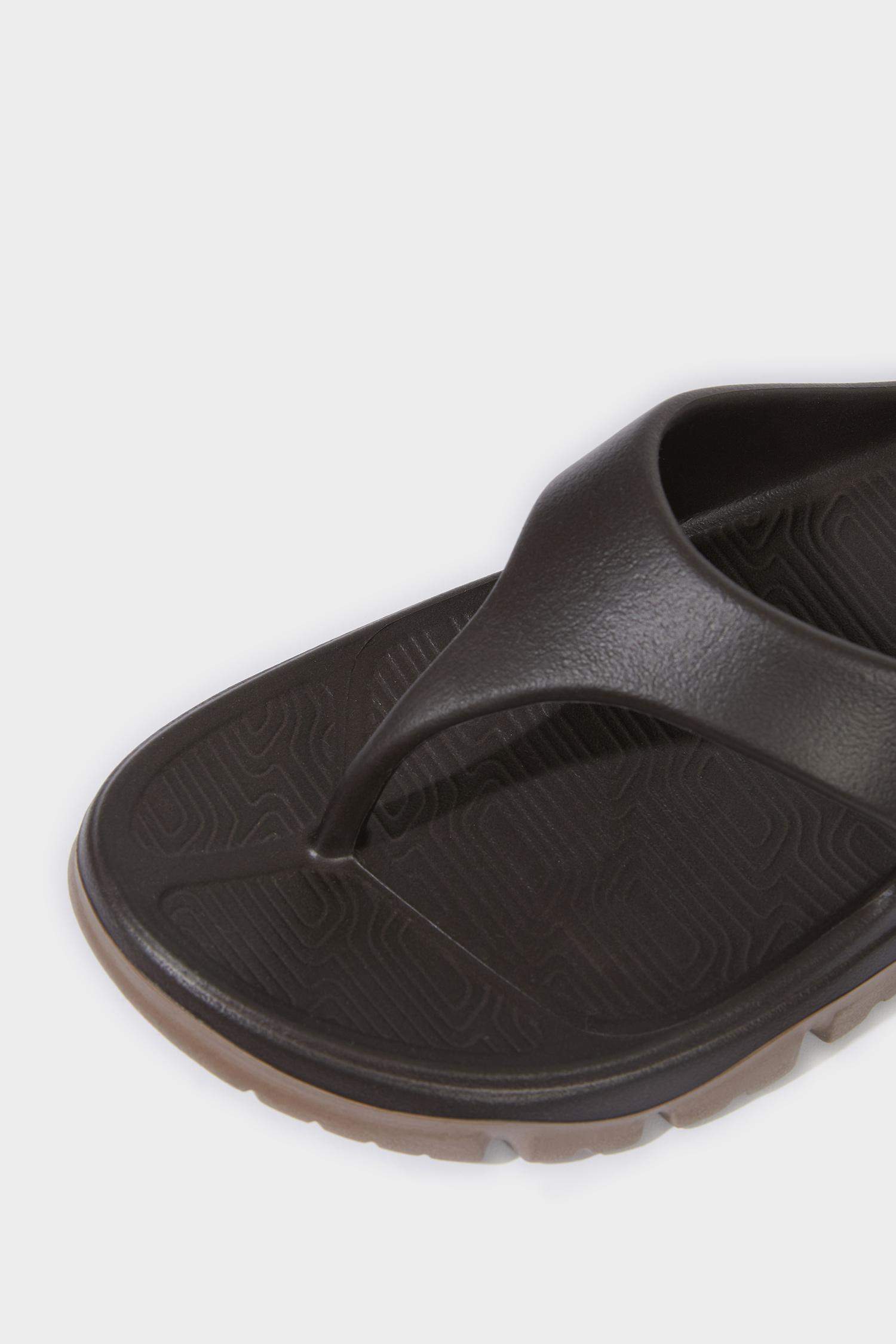 شبشب رجالي إيفا بكعب مسطح