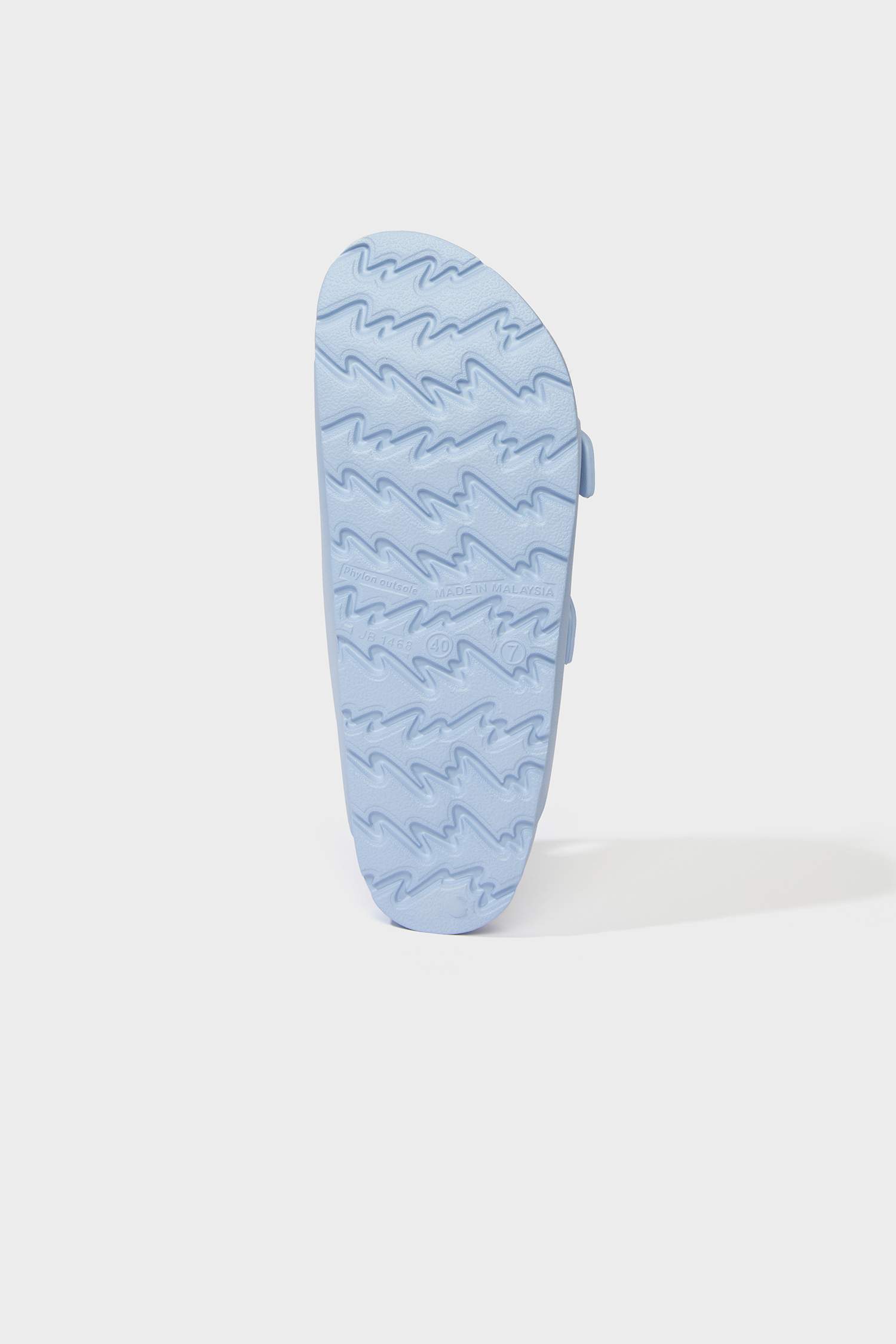 شبشب نسائي إيفا بكعب مسطح بشريط مزدوج