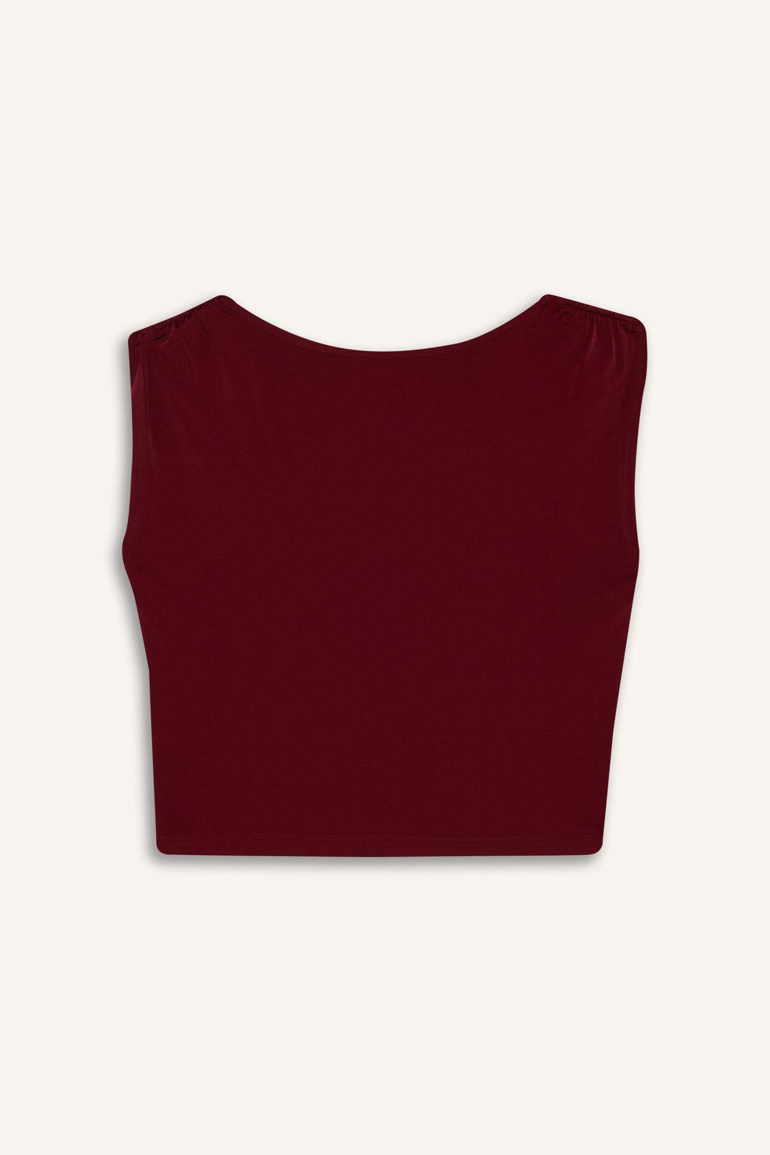 T-shirt Slim à manches courtes et col rond rouge bordeaux