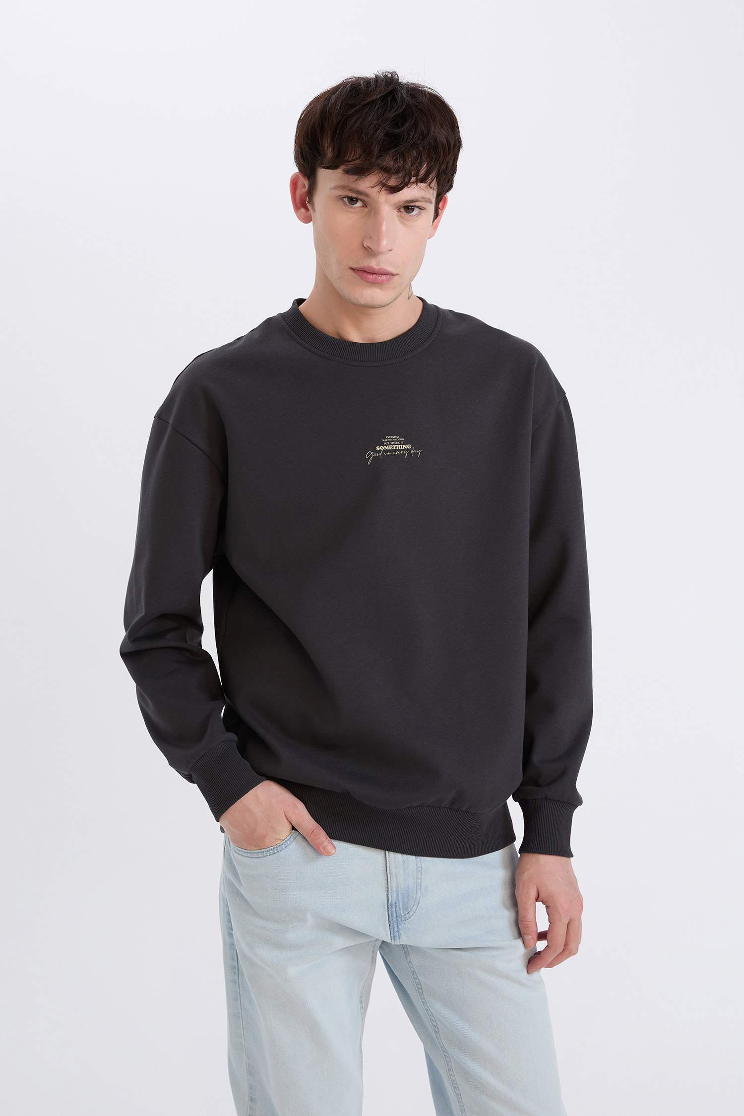 Boxy Fit Bisiklet Yaka Sırt Baskılı Sweatshirt