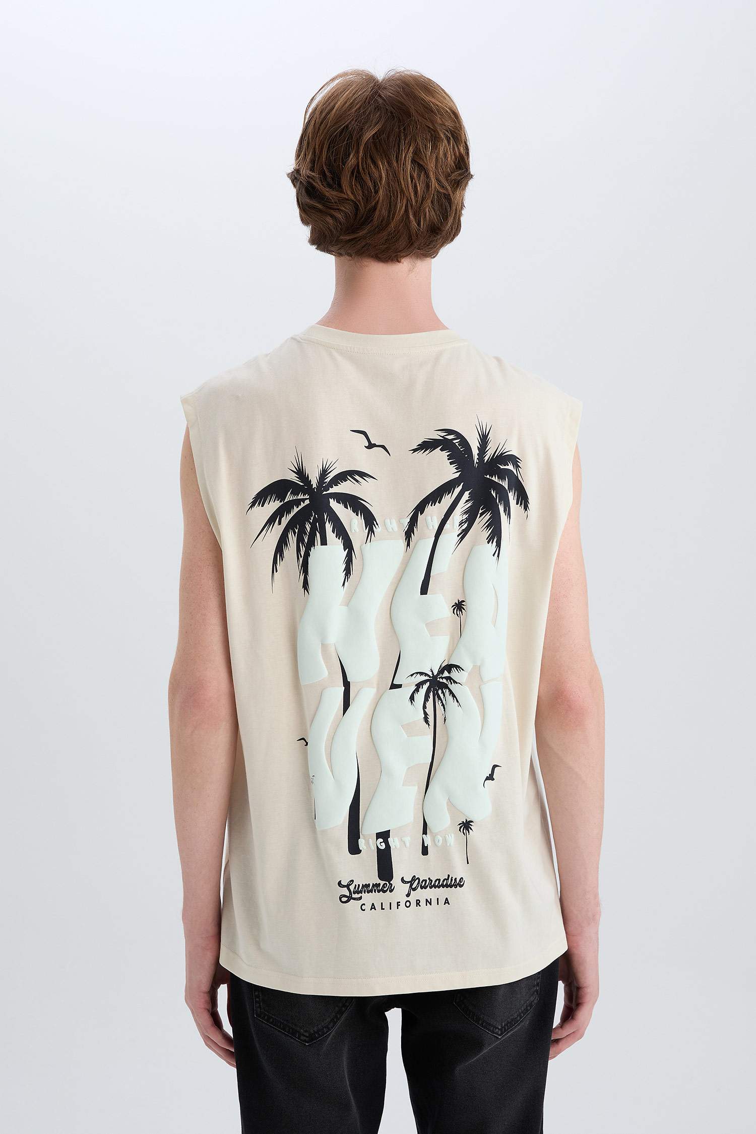 %100 Pamuk Boxy Fit Bisiklet Yaka Sırt Baskılı Atlet