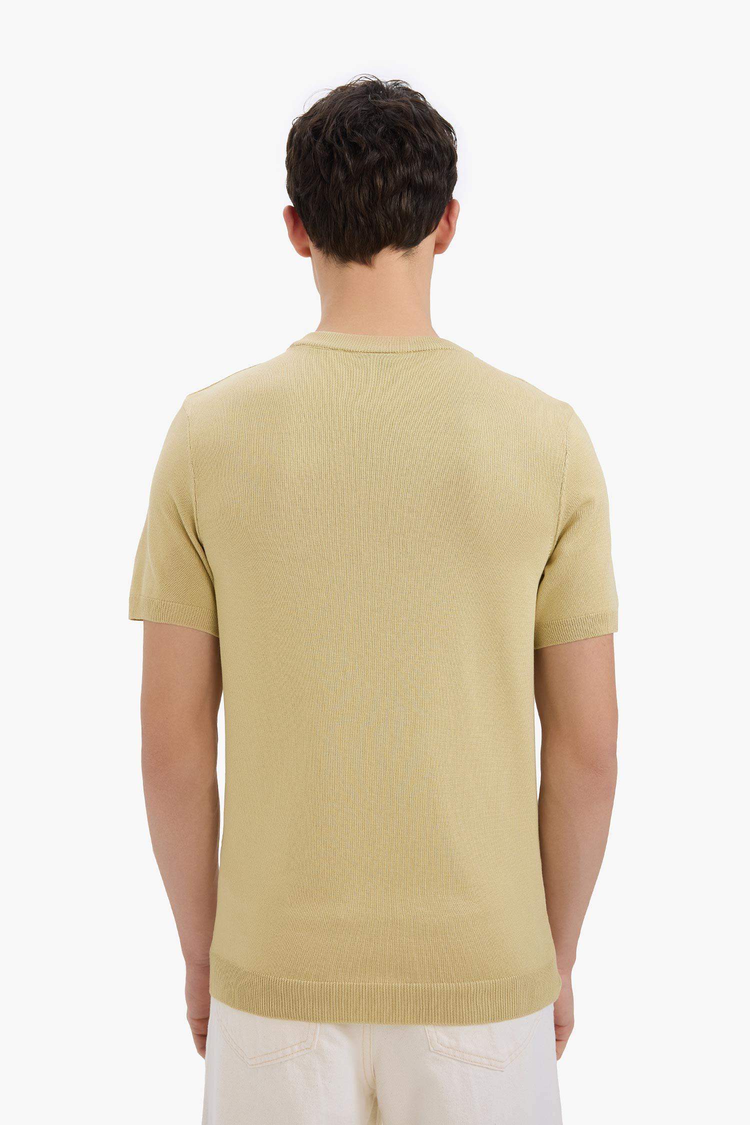 T-shirt en maille à col rond et manches courtes Coupe Standard