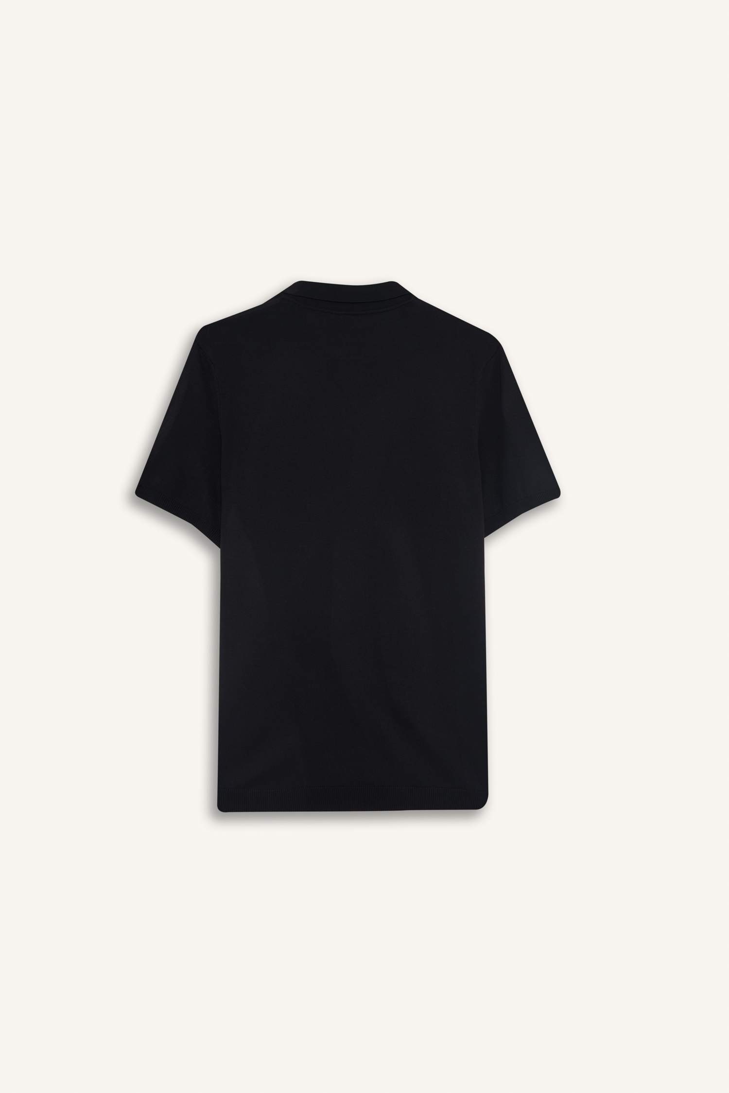 تيشيرت بولو تريكو نص ردن قصة عادية