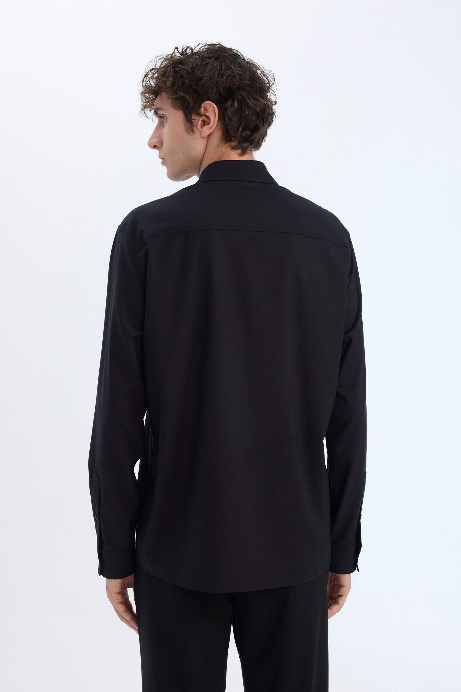 Regular Fit Polo Yaka Uzun Kollu Siyah Gömlek