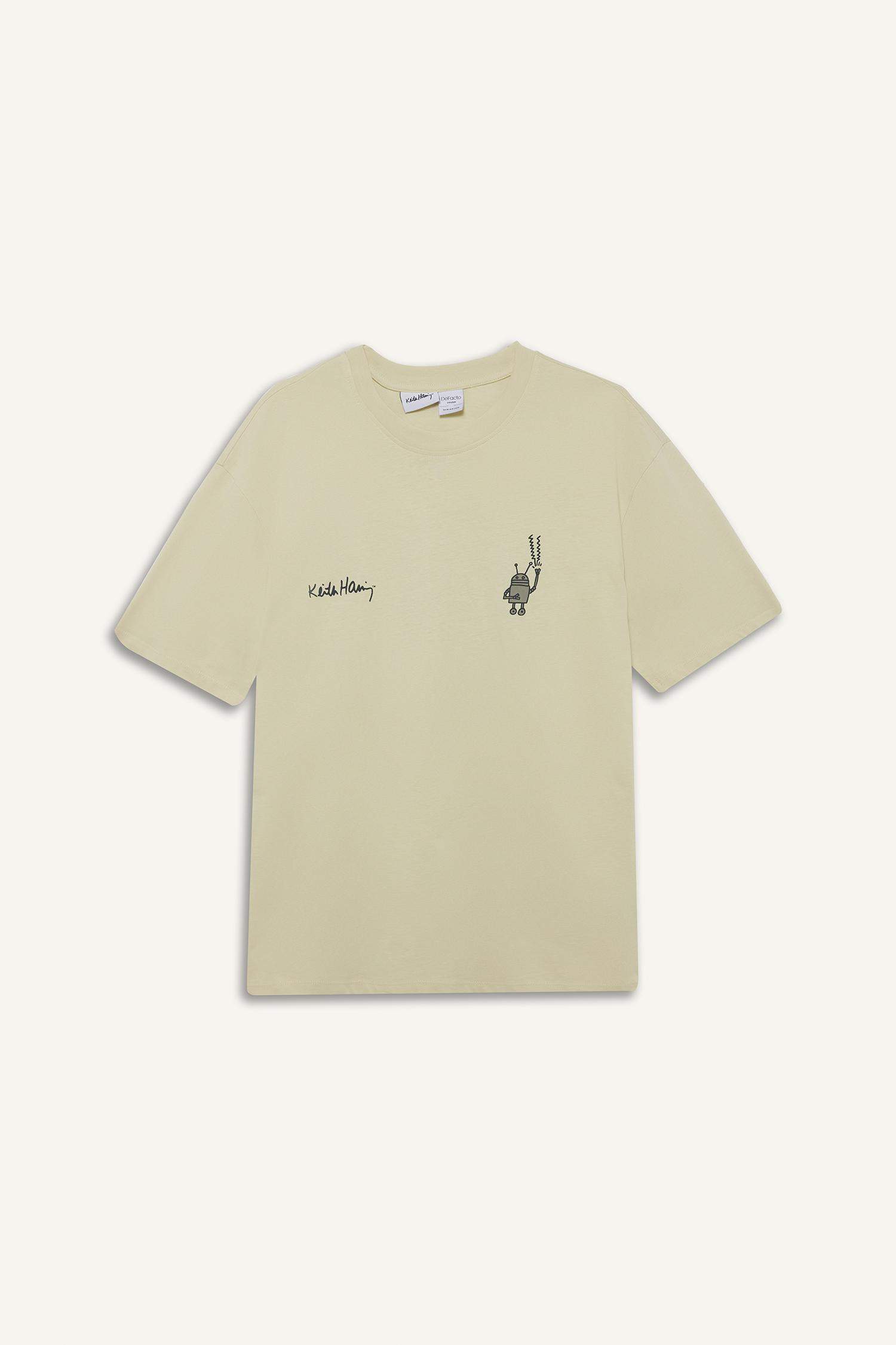 Boxy Fit Keith Haring Licensed Crew Neck Printed Short Sleeve T-Shirt