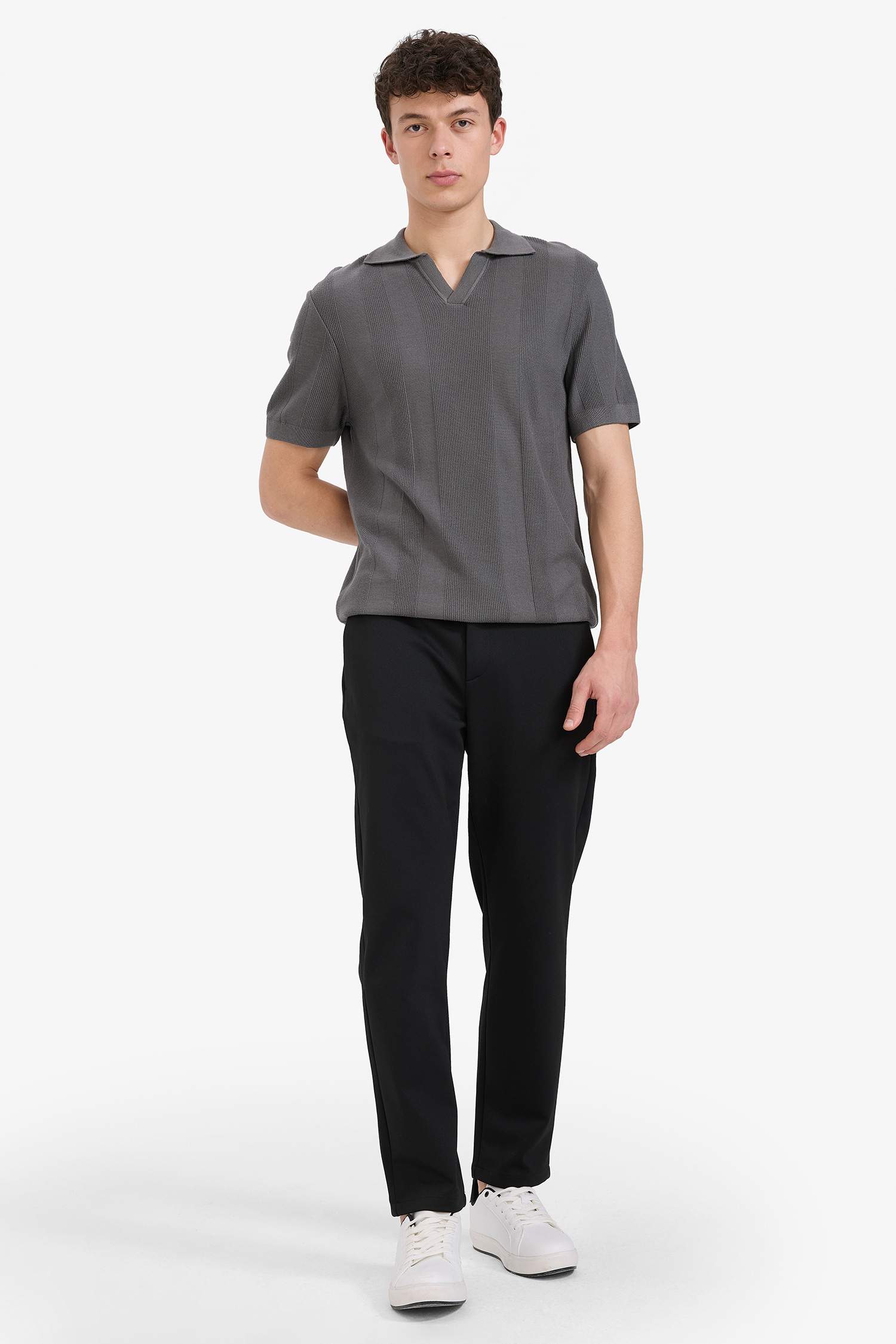 تيشيرت بولو تريكو قصة عادية بياقة بولو