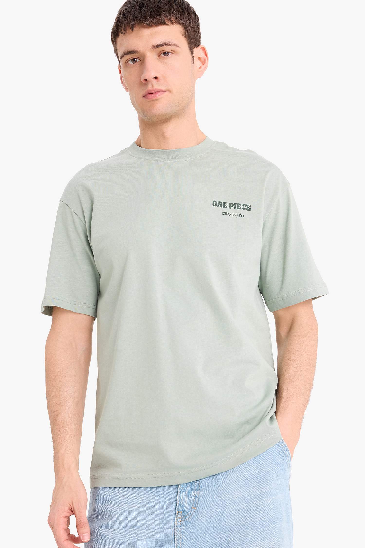 تيشيرت نص ردن اوفر سايز بياخة مستديرة من ون بيس    