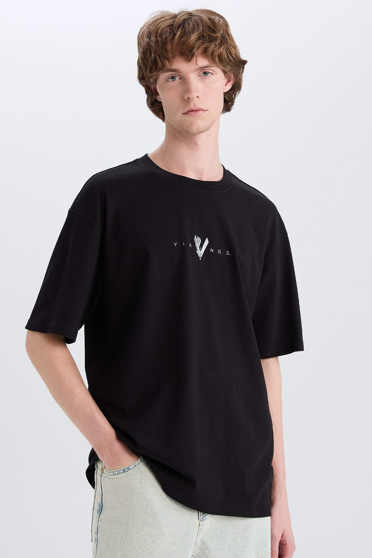 T-shirt boxy en coton imprimé Vikings Valhalla à col rond