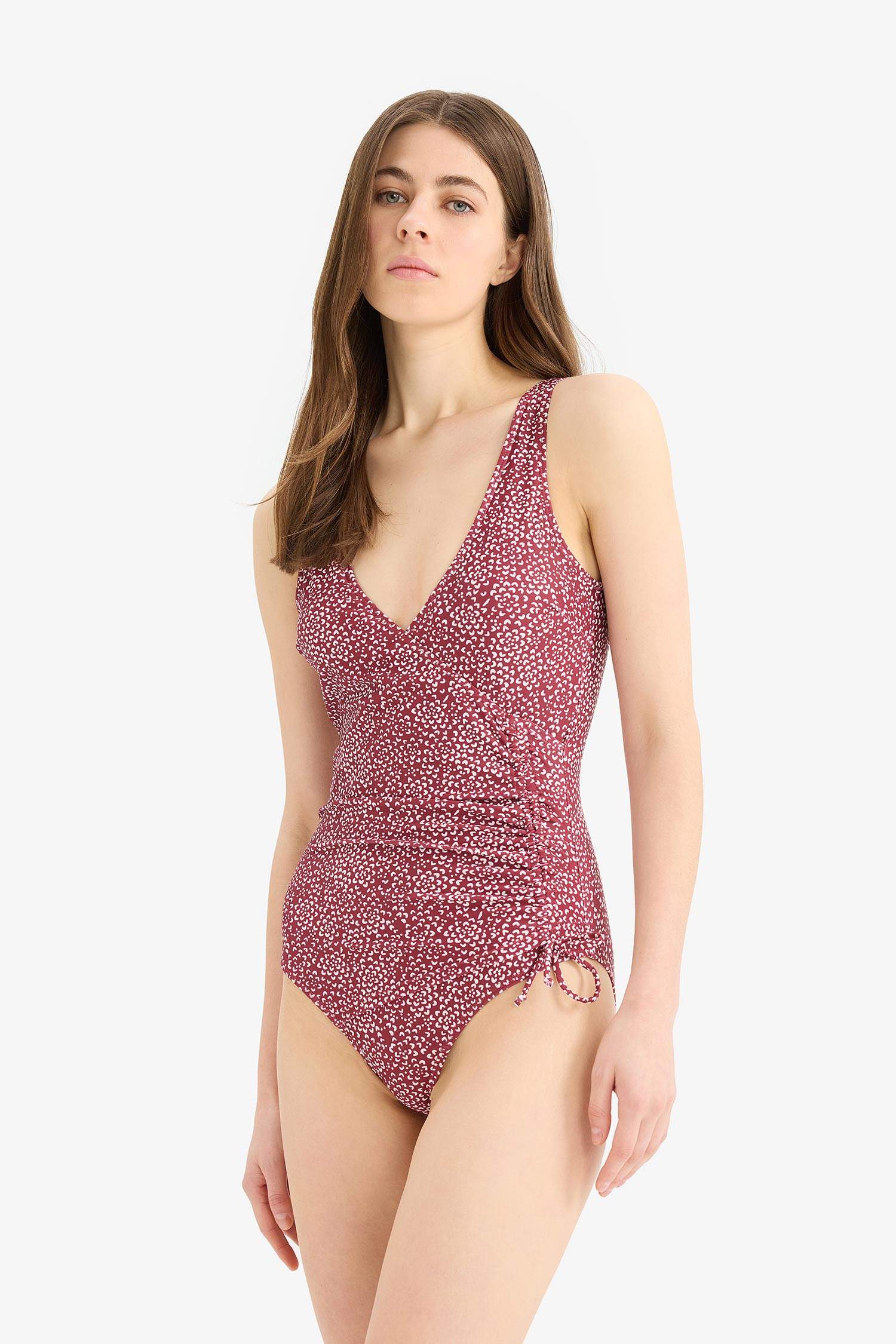 مايو سباحة منقط قصة عادية من Fall in Love