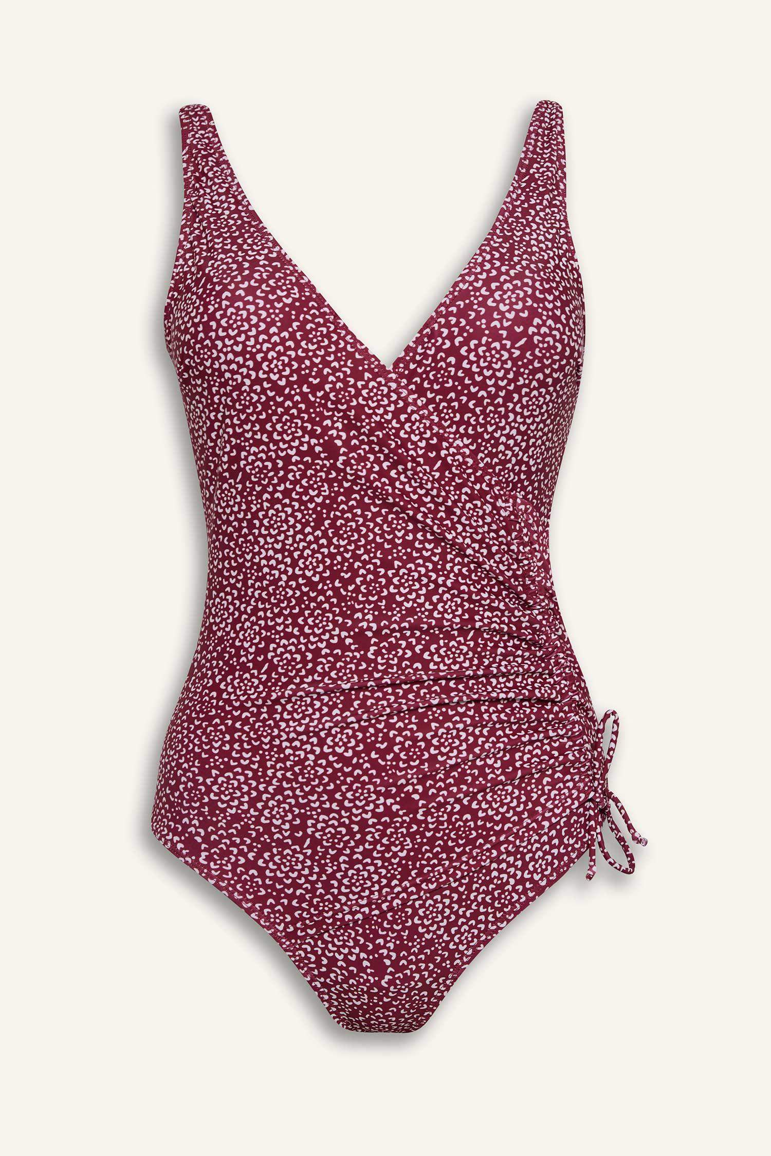 مايو سباحة منقط قصة عادية من Fall in Love