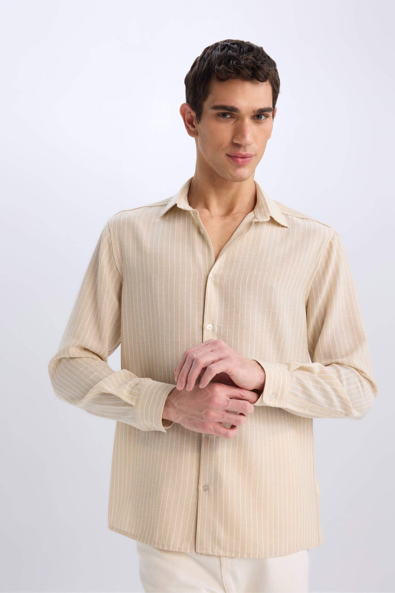 Regular Fit Polo Yaka Keten Görünümlü Uzun Kollu Gömlek