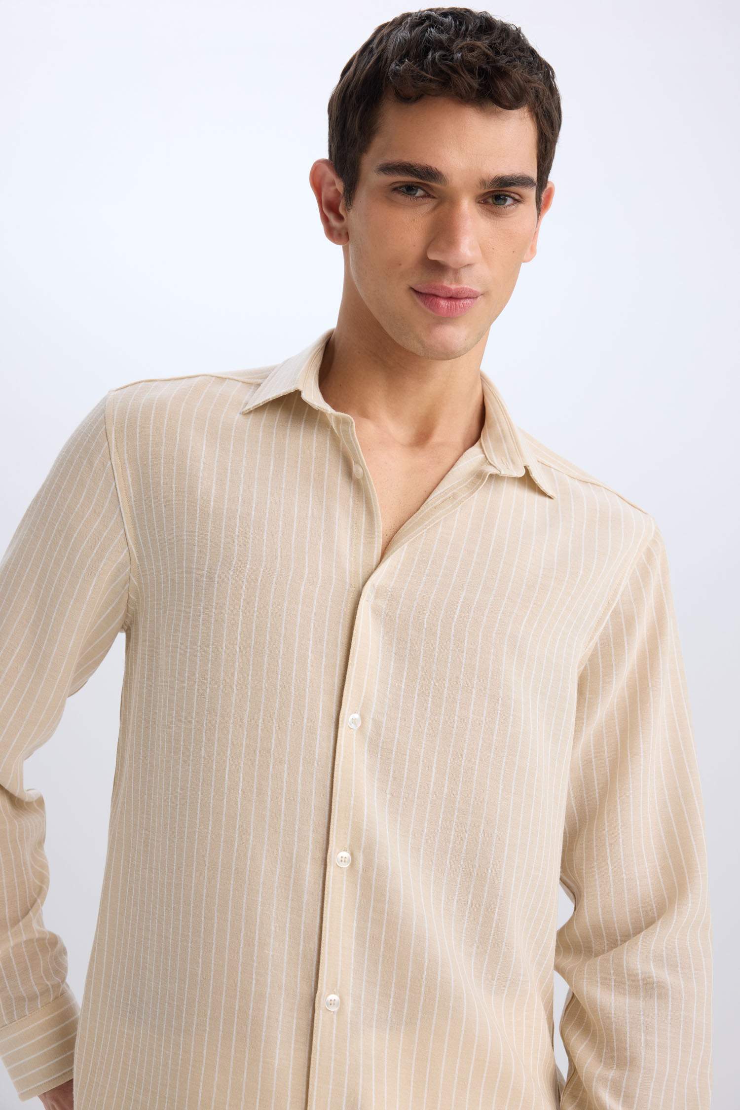 Regular Fit Polo Yaka Keten Görünümlü Uzun Kollu Gömlek