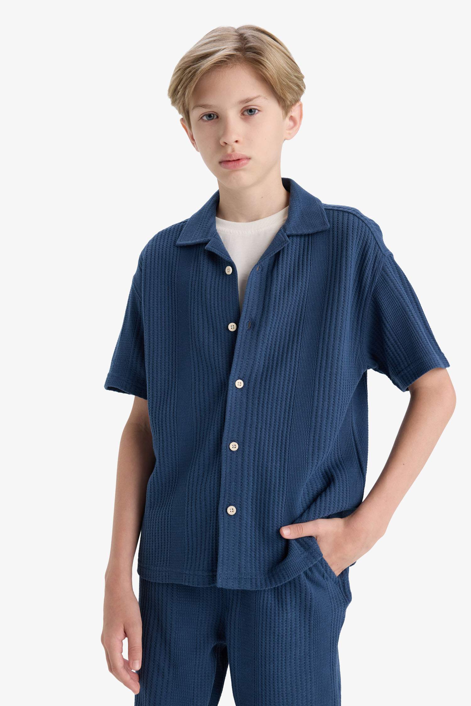 Erkek Çocuk Oversize Geniş Kalıp Polo Yaka Kısa Kollu Gömlek